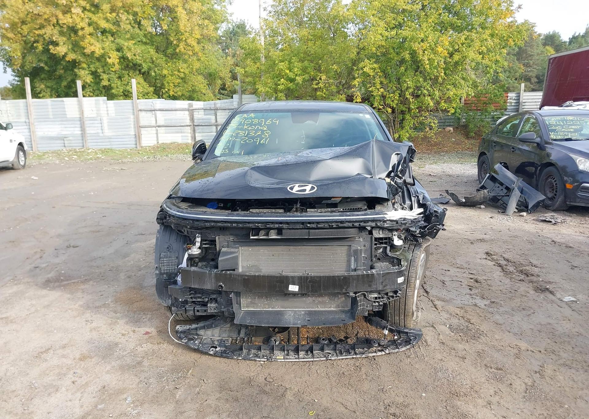 2025 HYUNDAI KONA SE