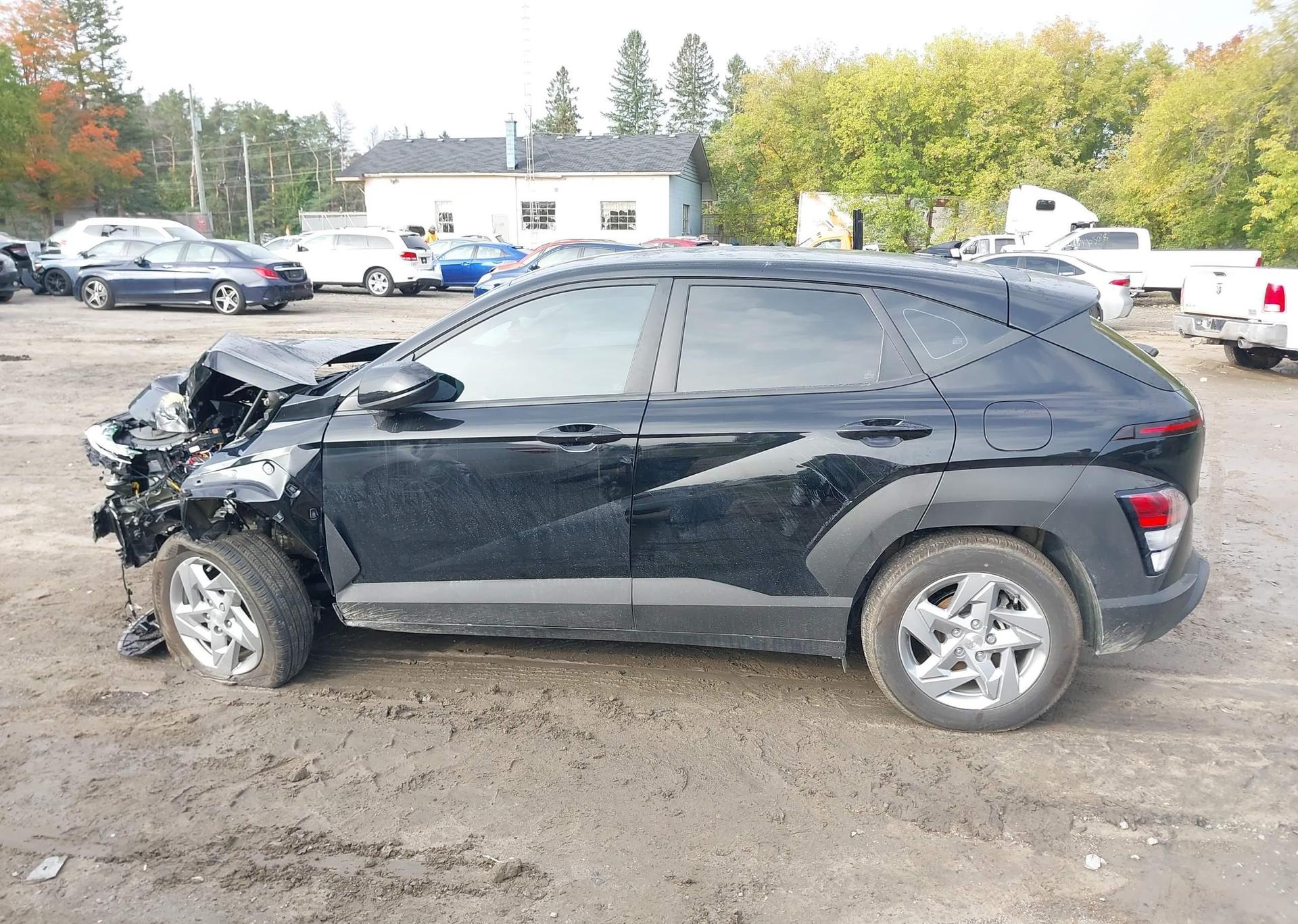 2025 HYUNDAI KONA SE