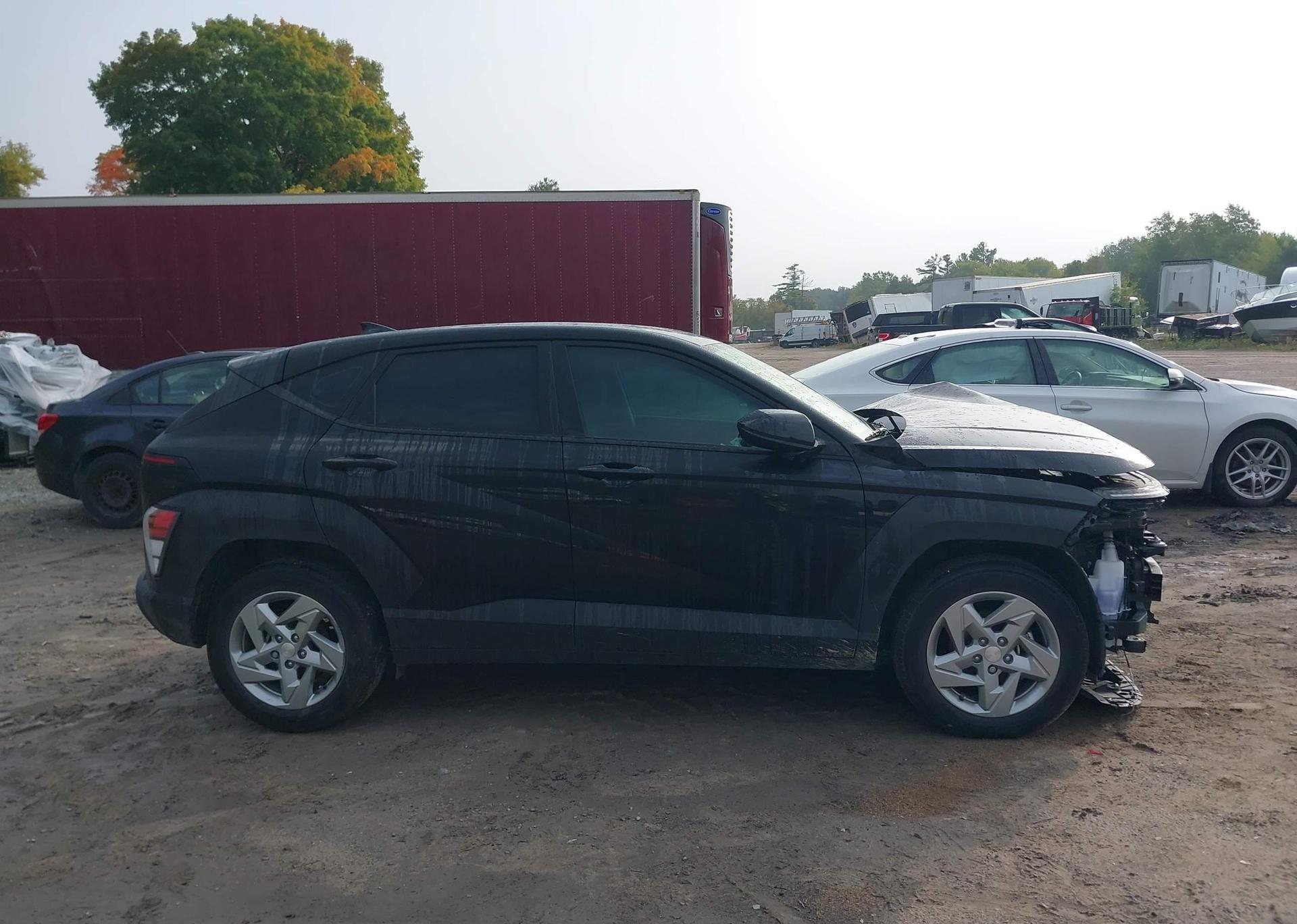 2025 HYUNDAI KONA SE
