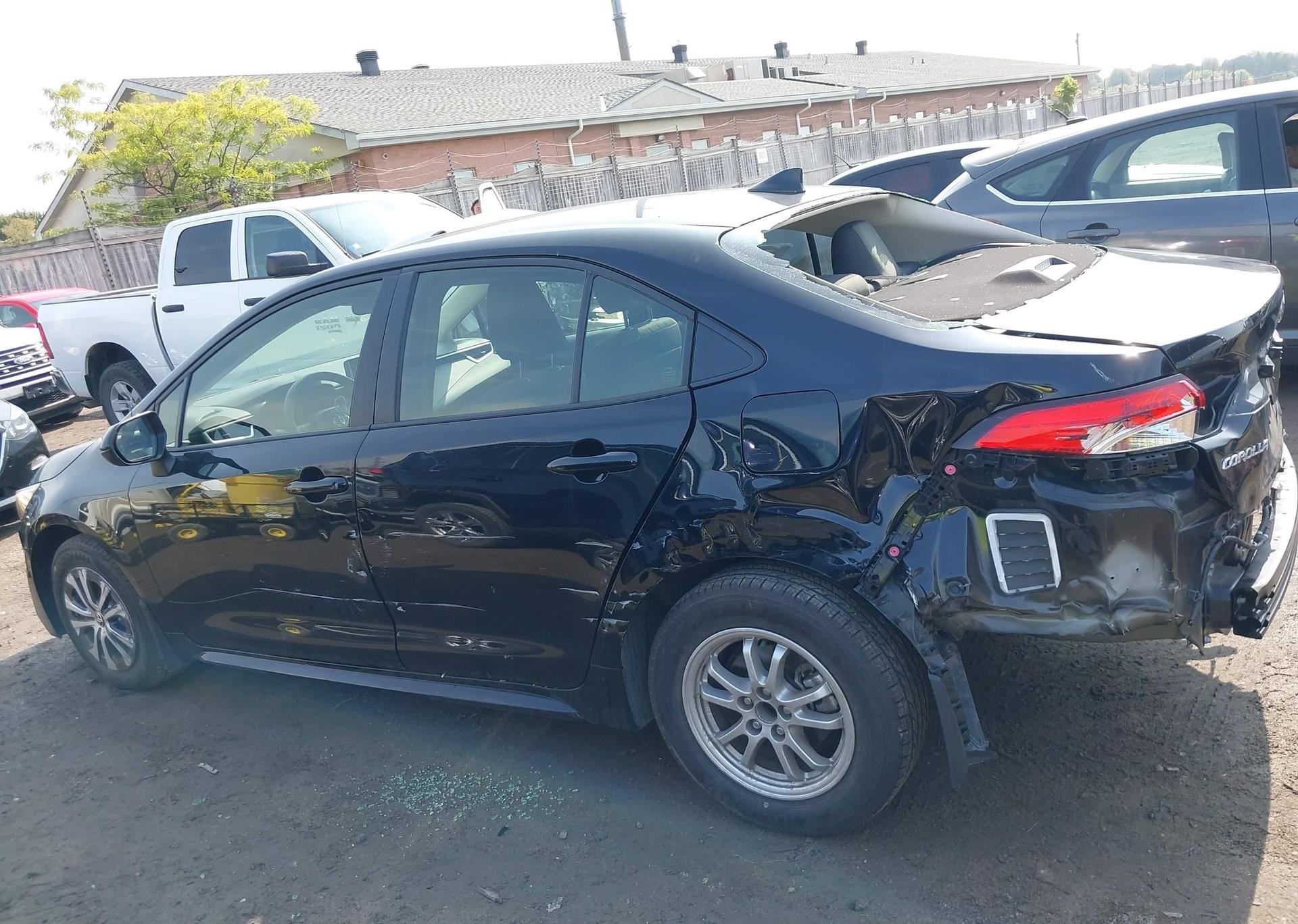 2024 TOYOTA COROLLA