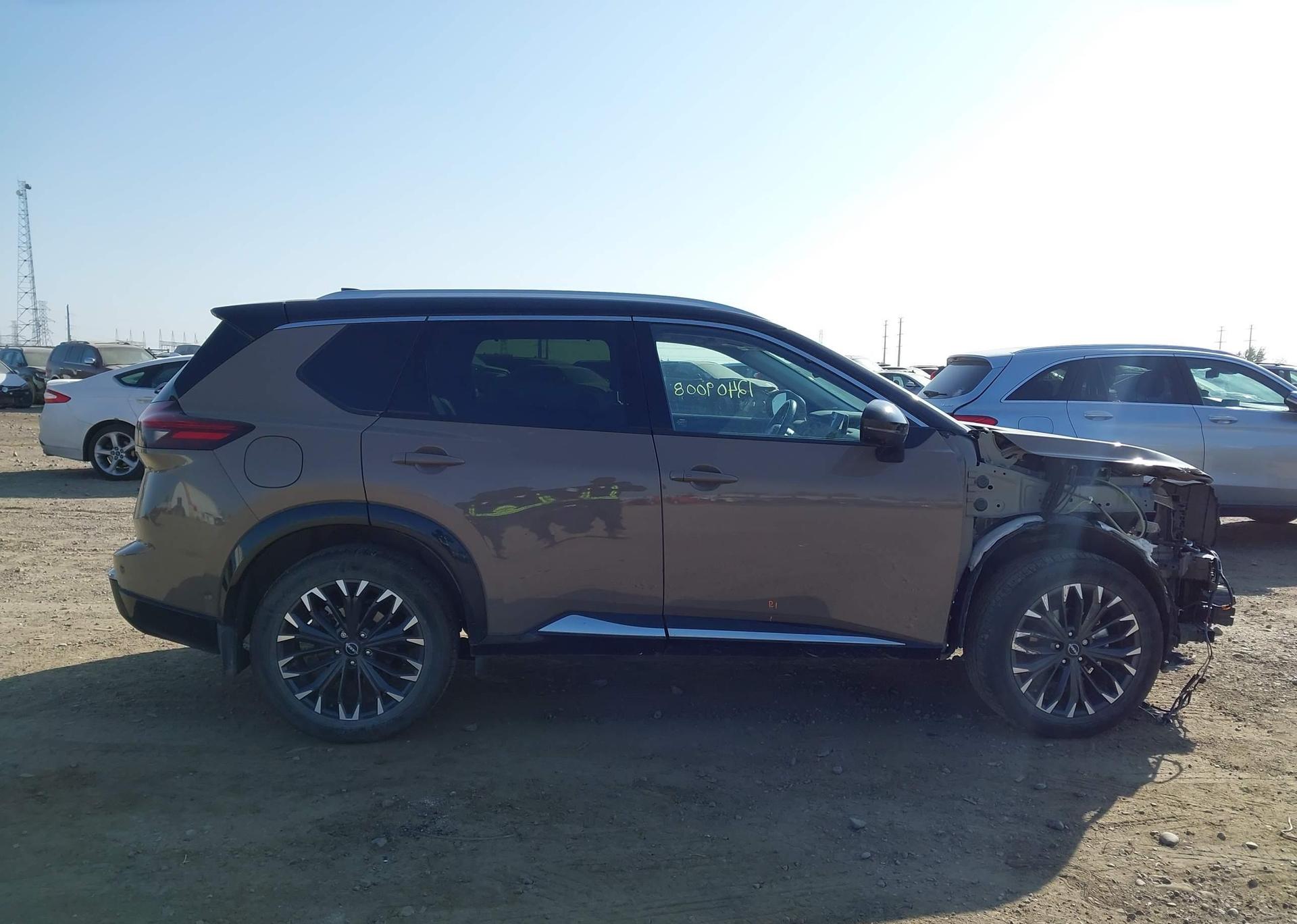 2024 NISSAN ROGUE PLATINUM