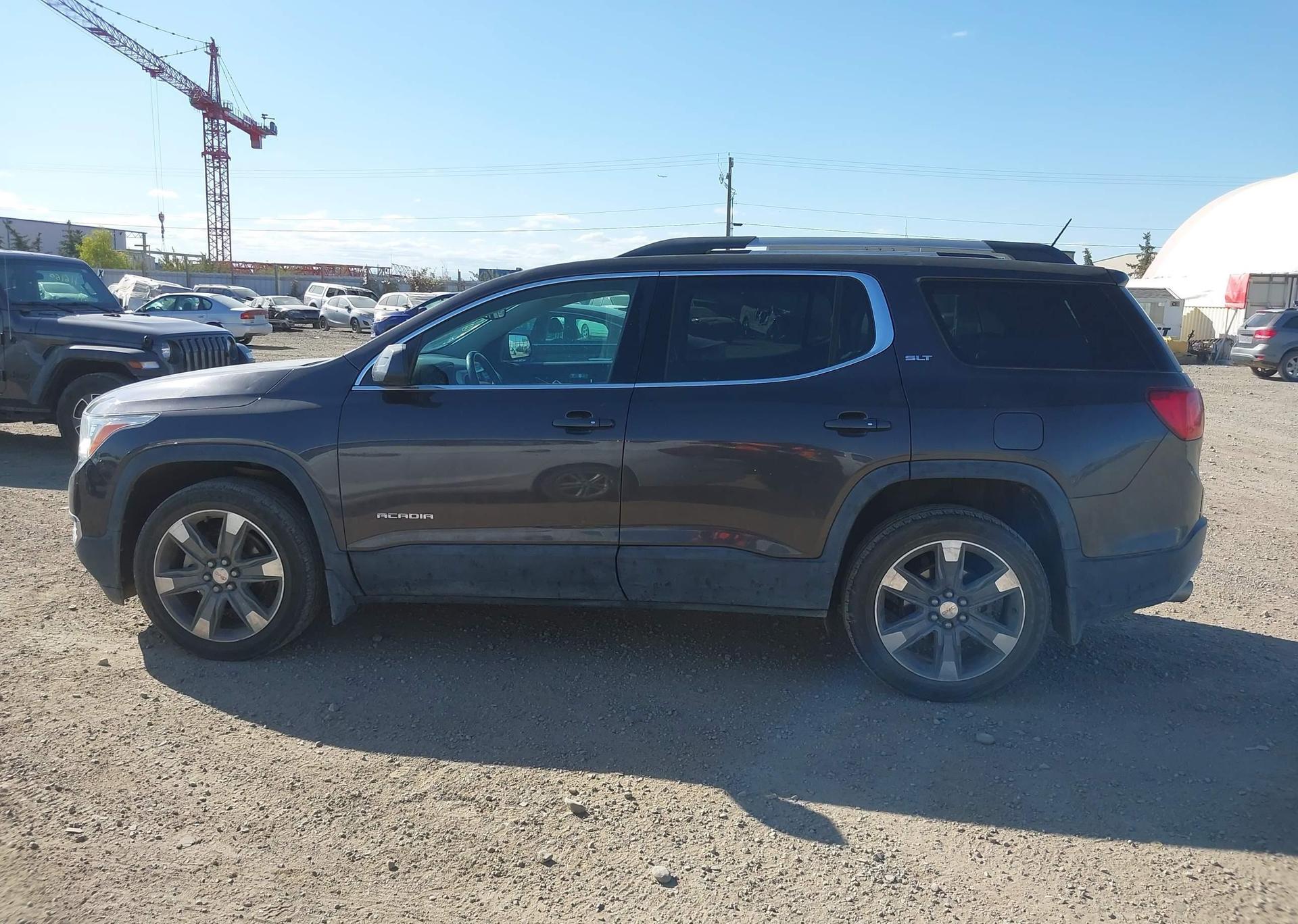 2017 GMC ACADIA SLT-2