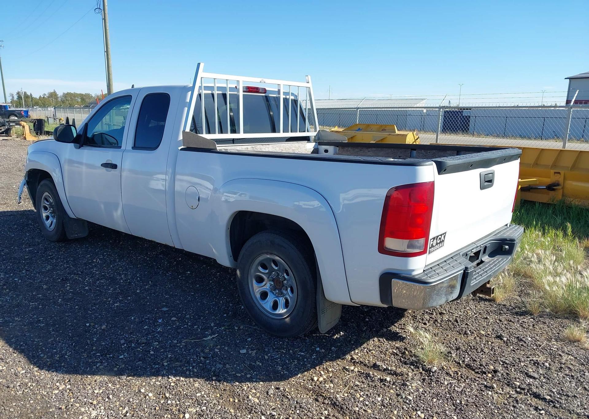 2011 GMC SIERRA 1500 SLE