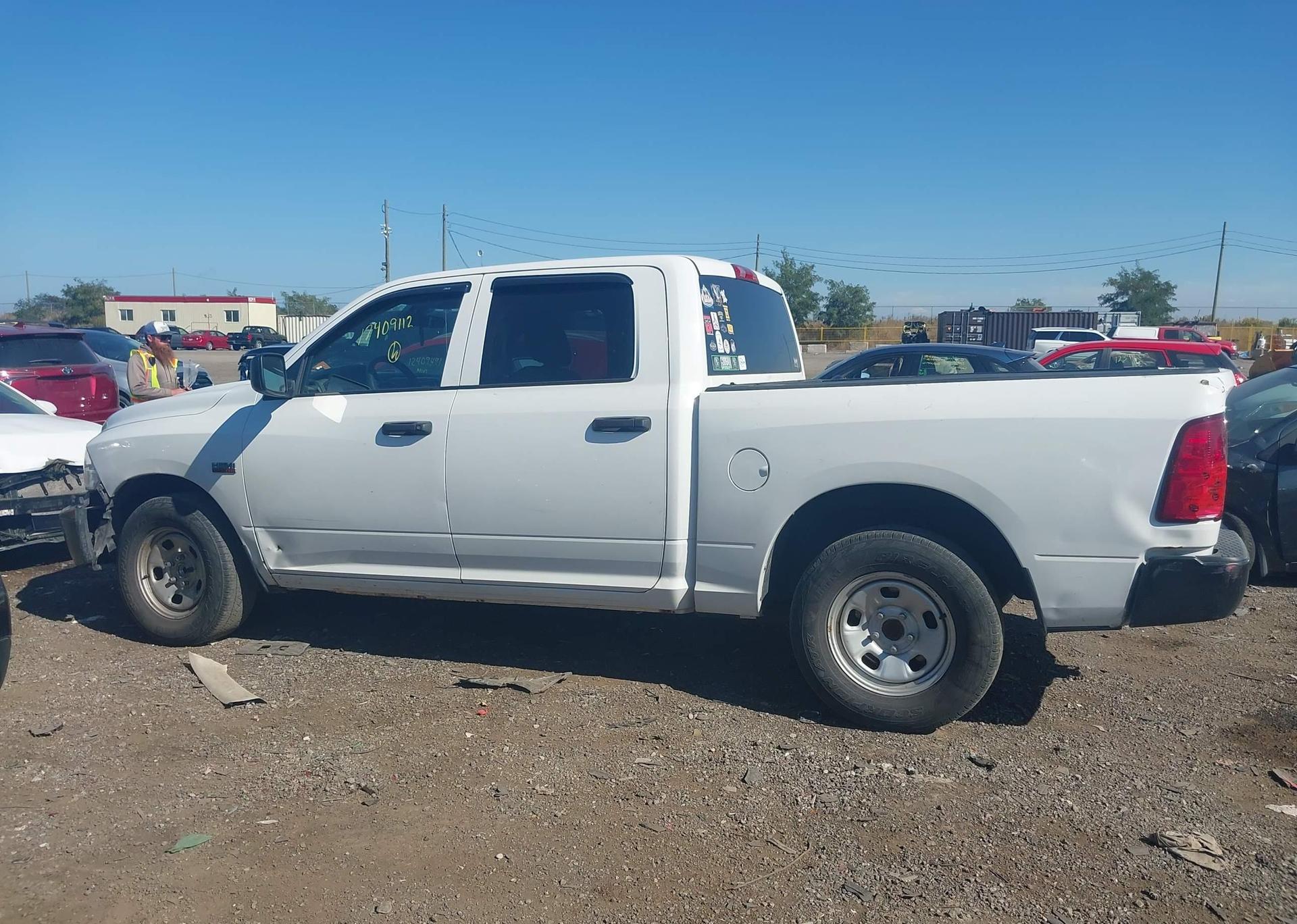 2017 RAM 1500 ST