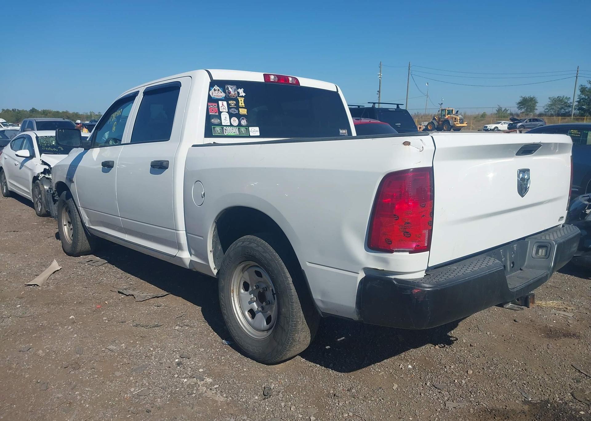 2017 RAM 1500 ST