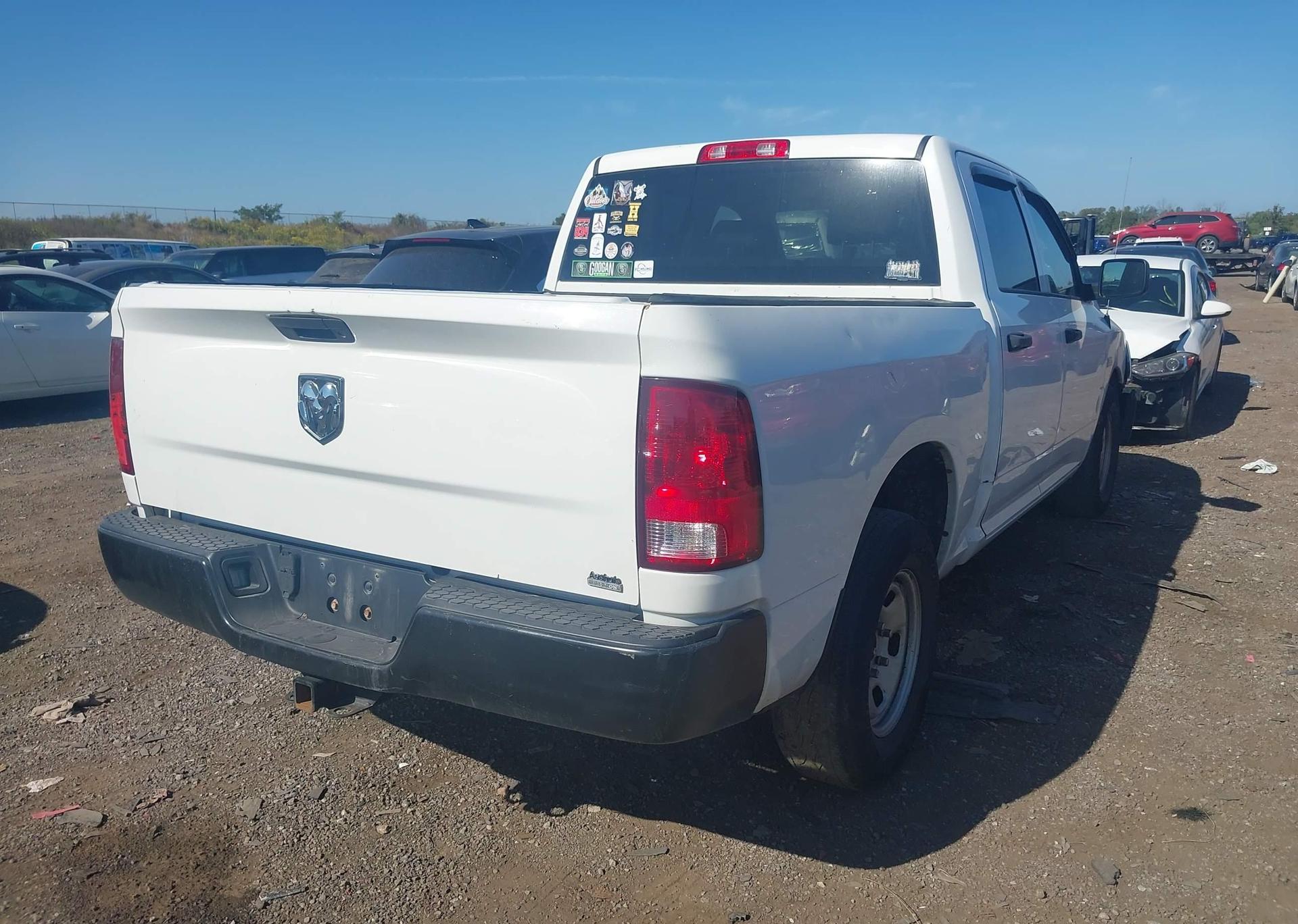 2017 RAM 1500 ST