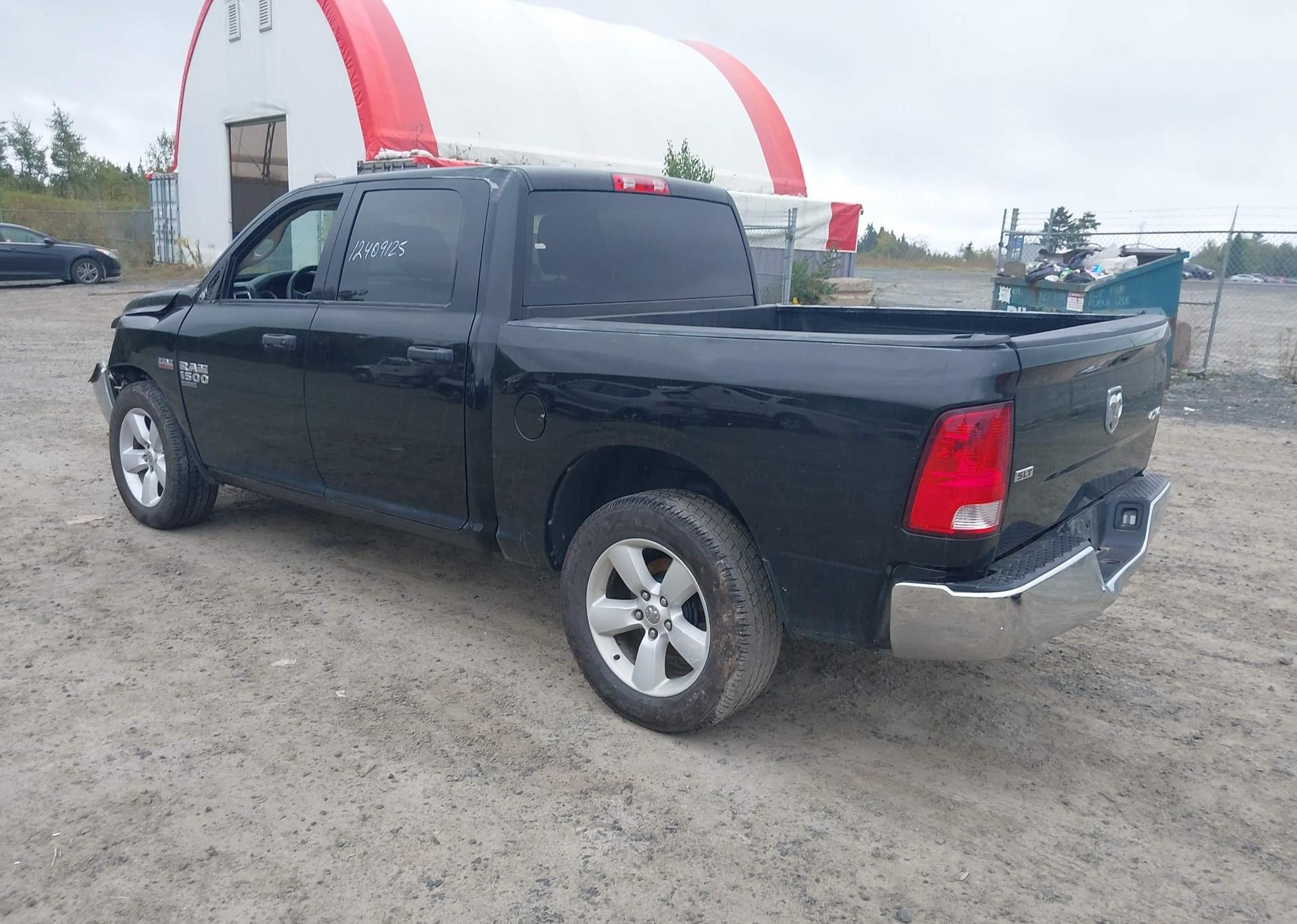 2023 RAM 1500 CLASSIC SLT