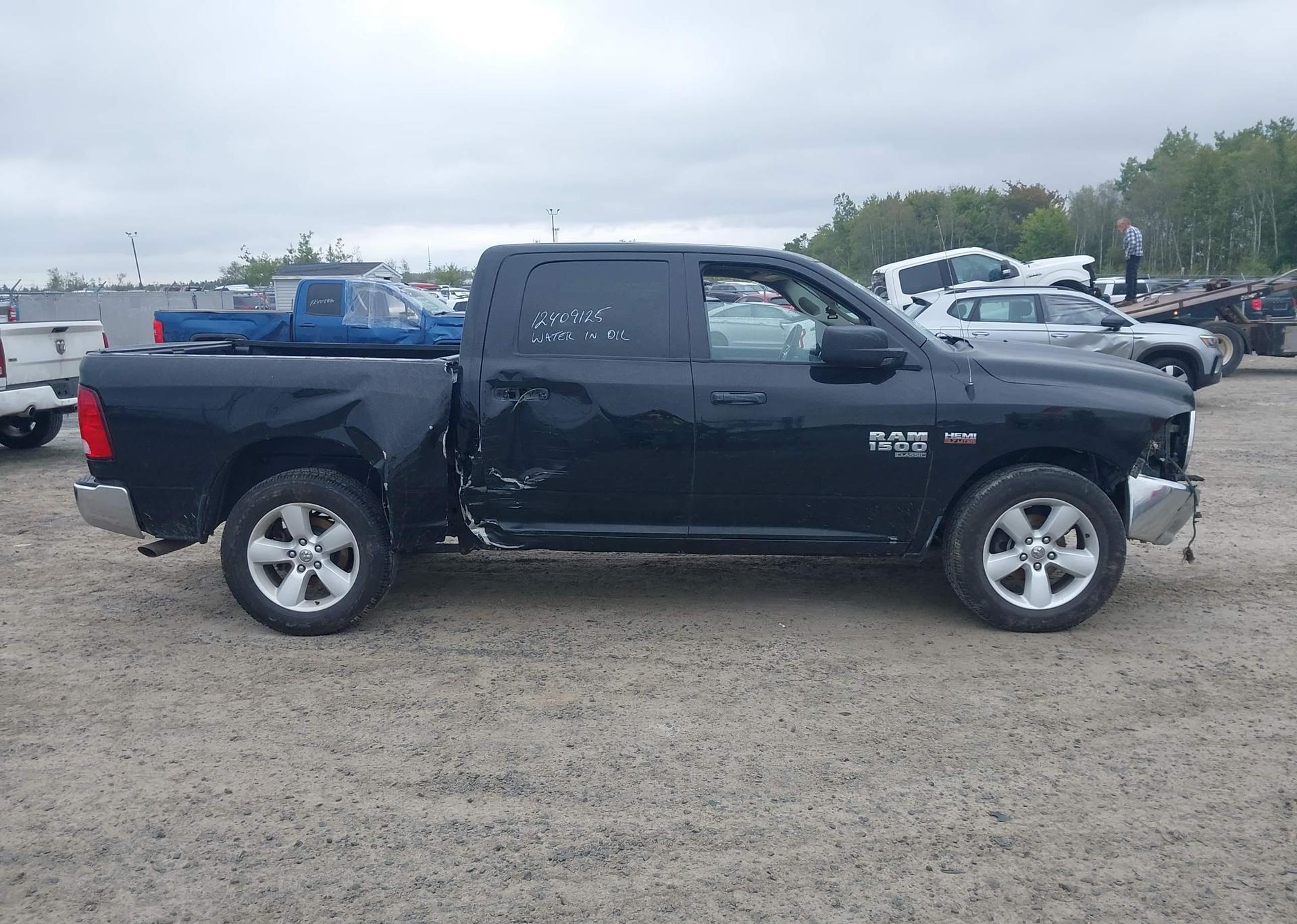 2023 RAM 1500 CLASSIC SLT