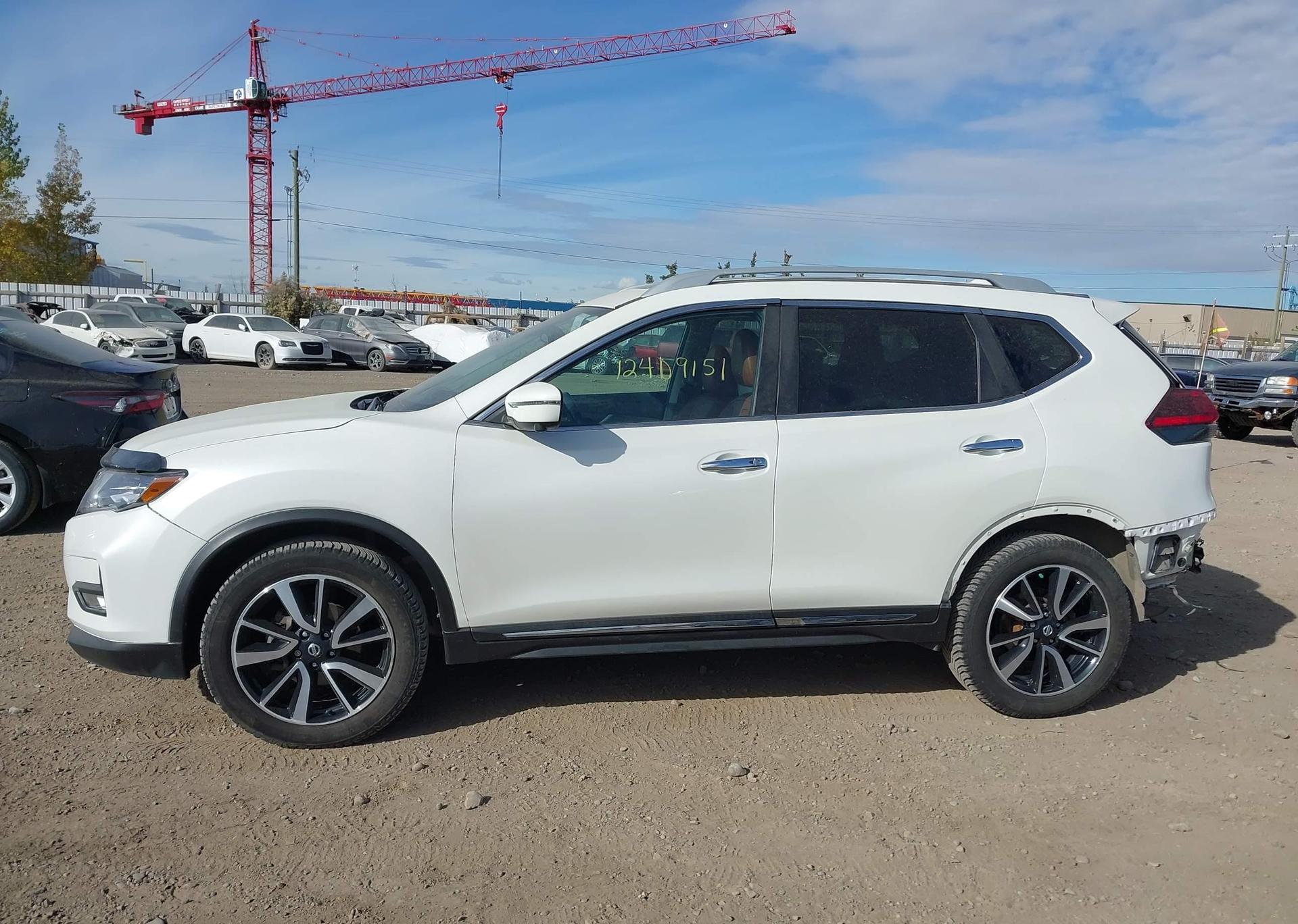 2017 NISSAN ROGUE S
