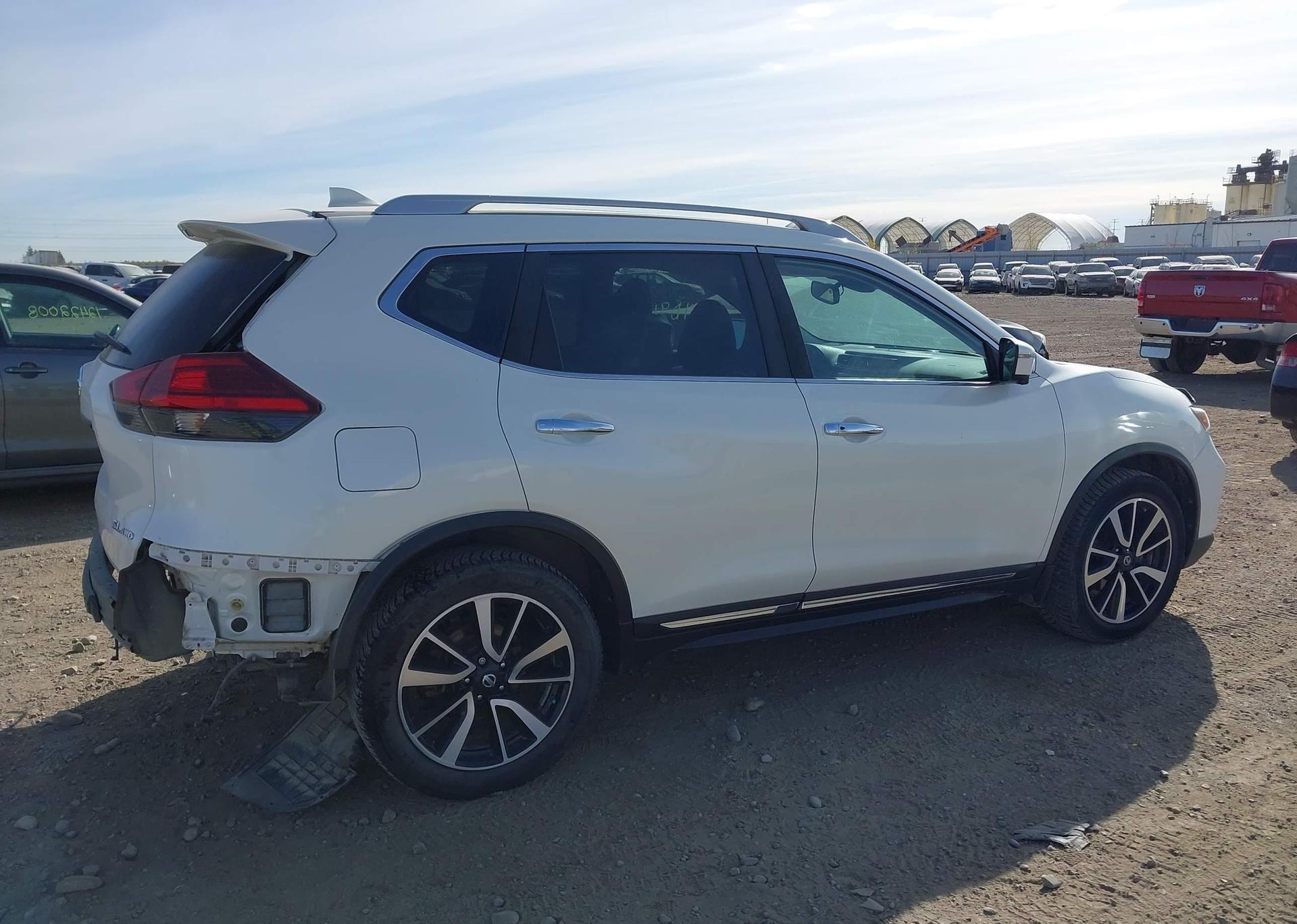 2017 NISSAN ROGUE S