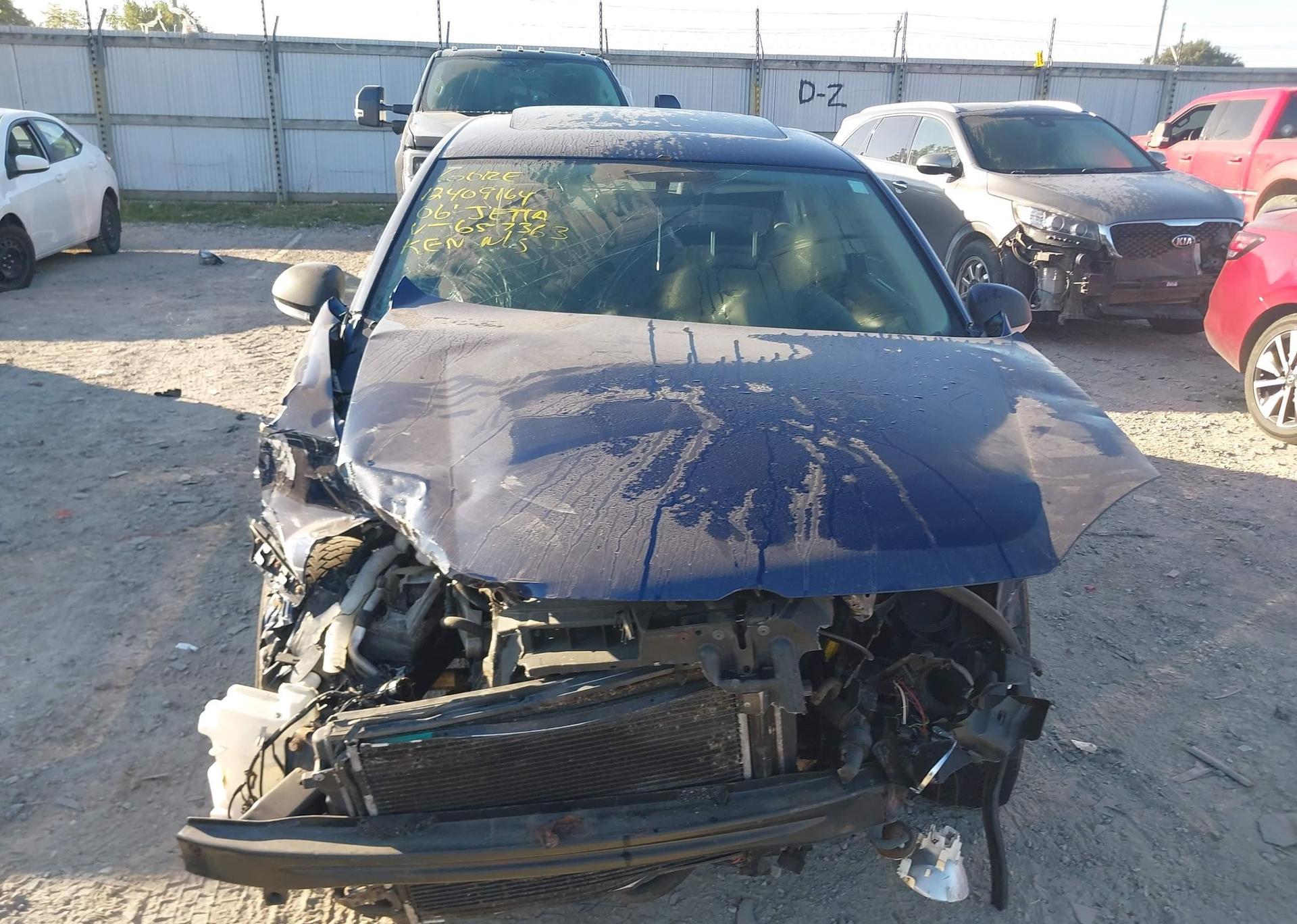 2006 VOLKSWAGEN JETTA 2.5