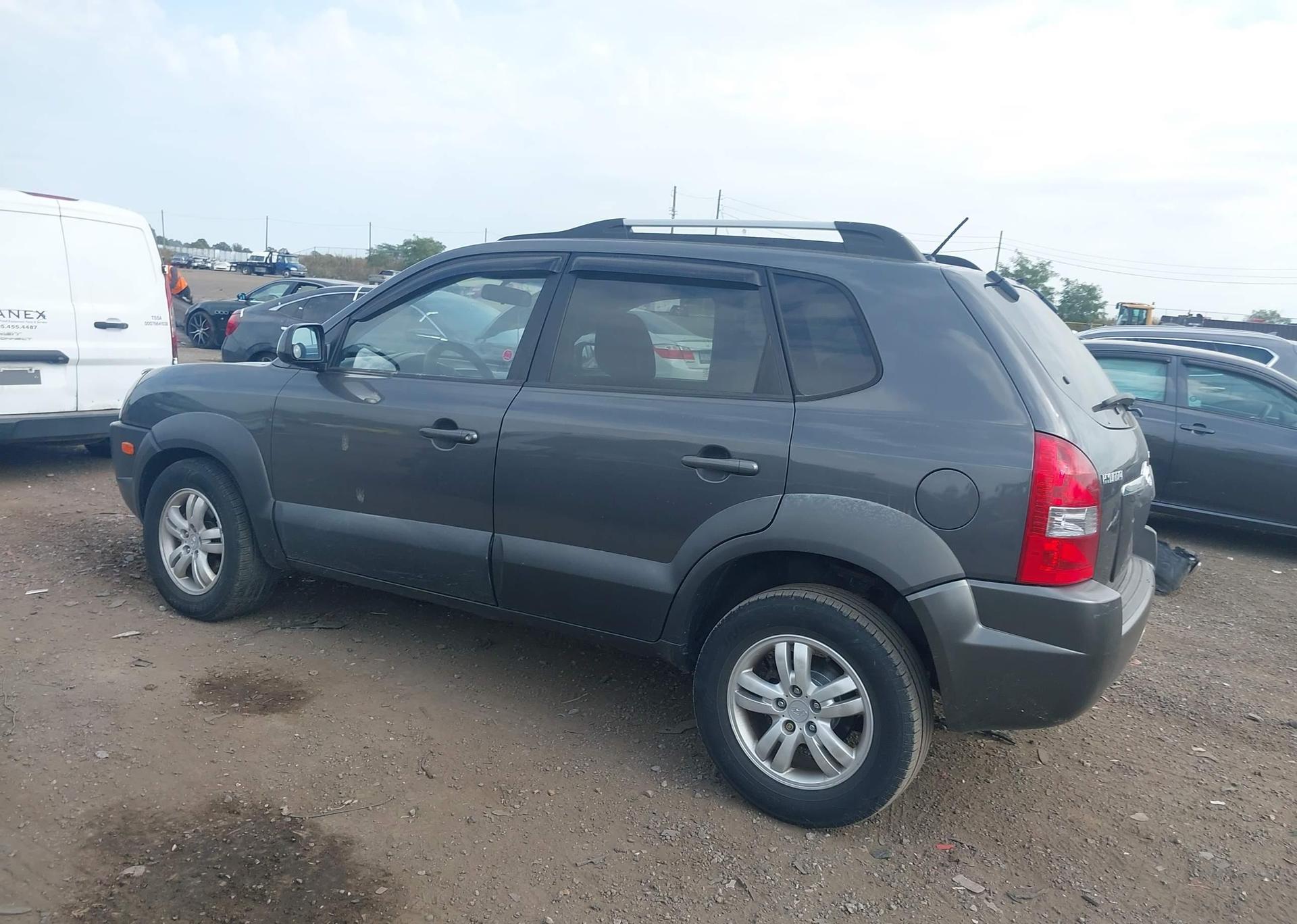 2008 HYUNDAI TUCSON GL V6