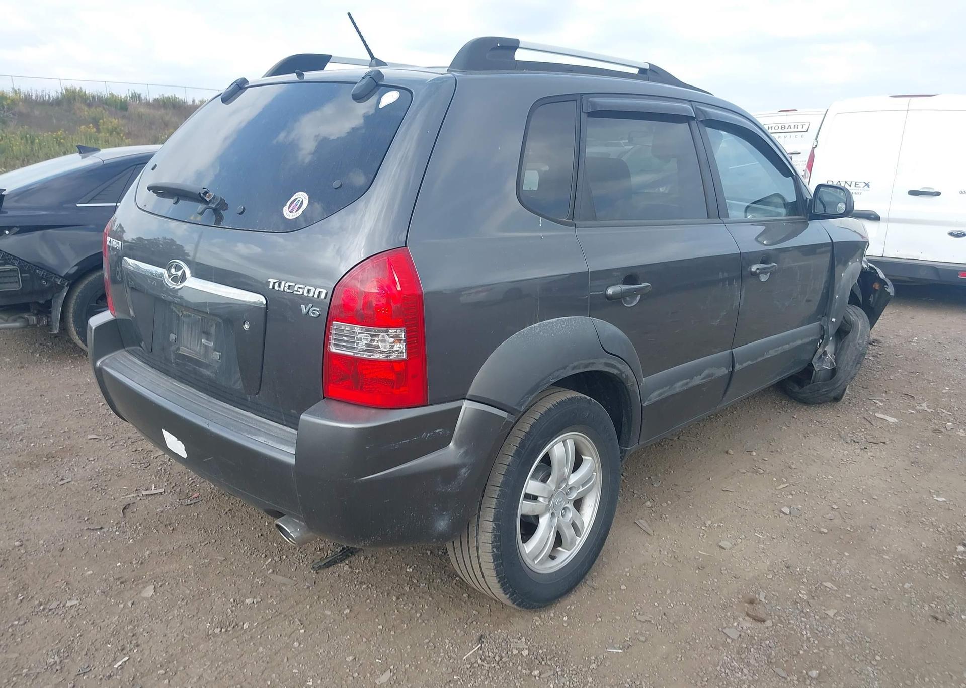 2008 HYUNDAI TUCSON GL V6