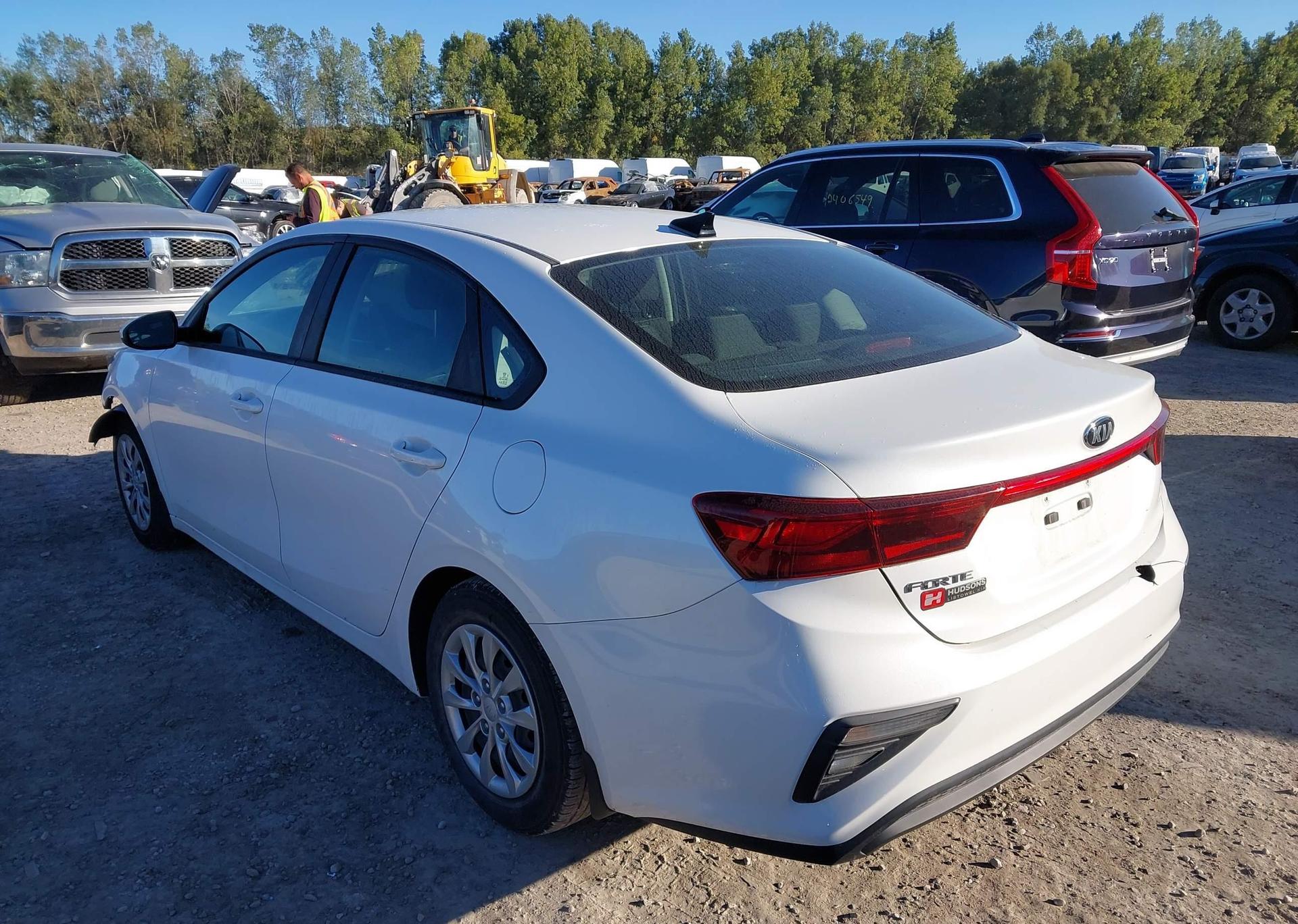 2021 KIA FORTE LX