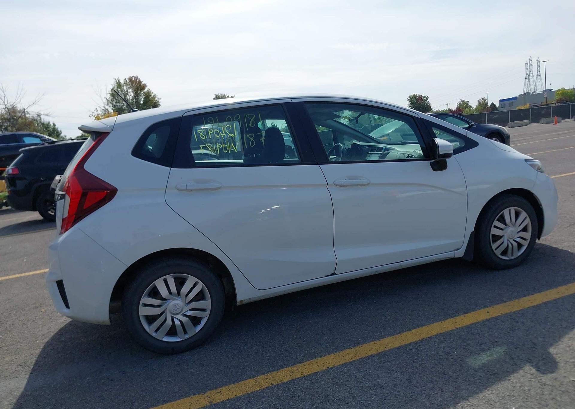 2015 HONDA FIT