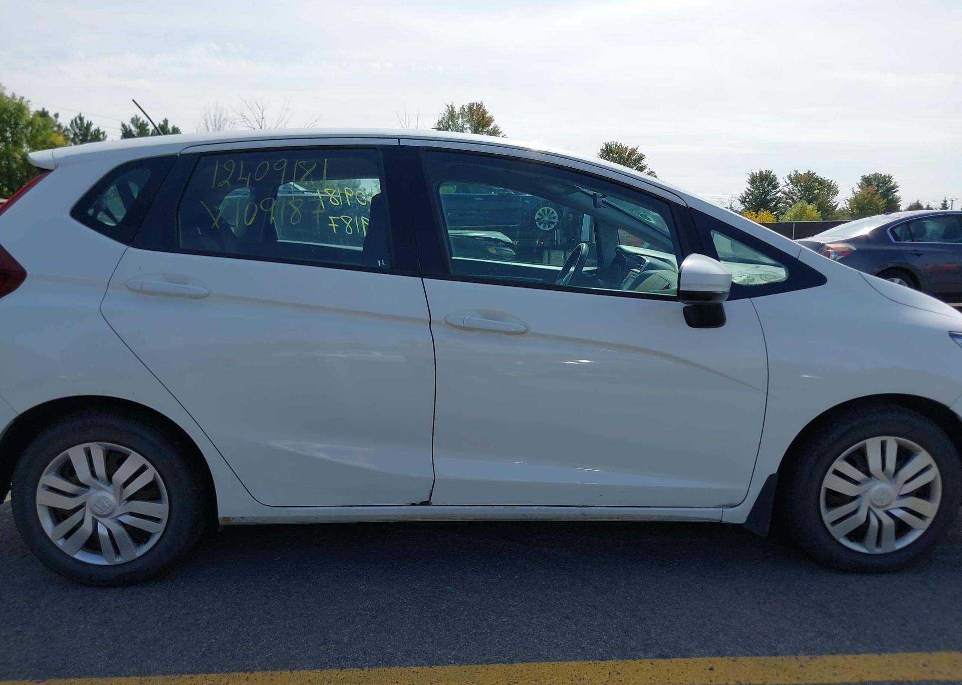 2015 HONDA FIT