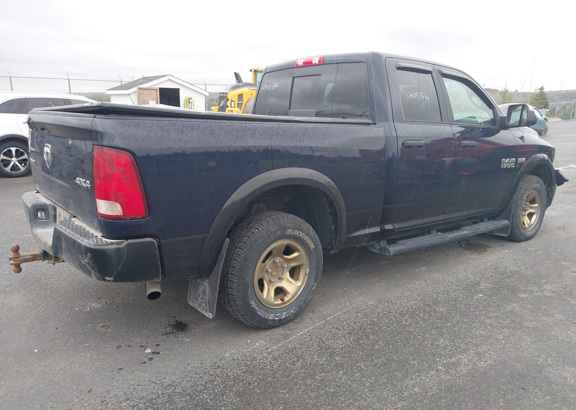 2017 RAM 1500 SLT