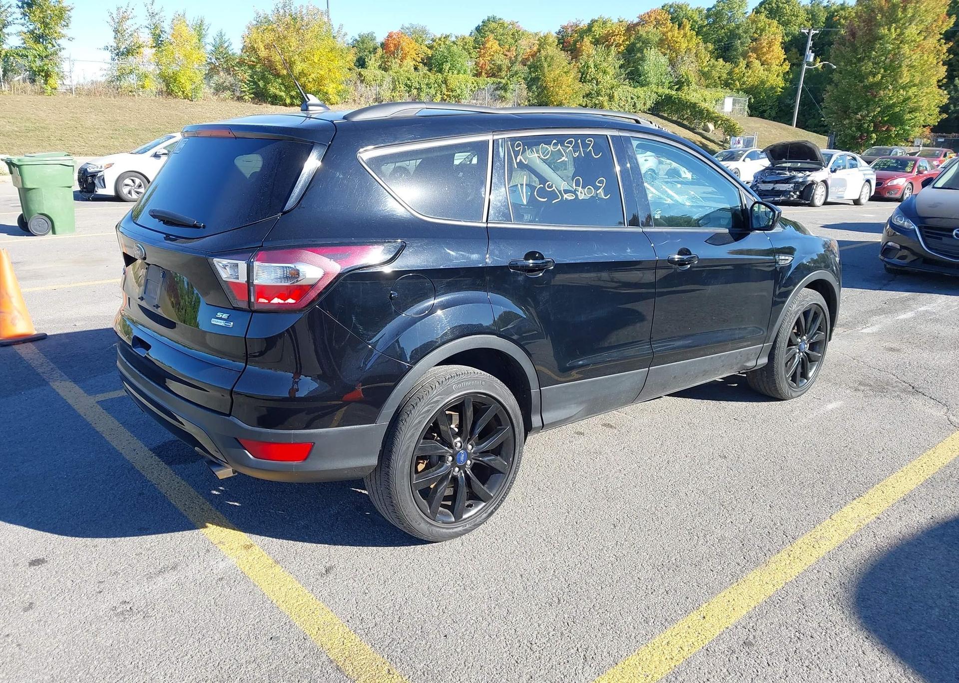 2018 FORD ESCAPE SE