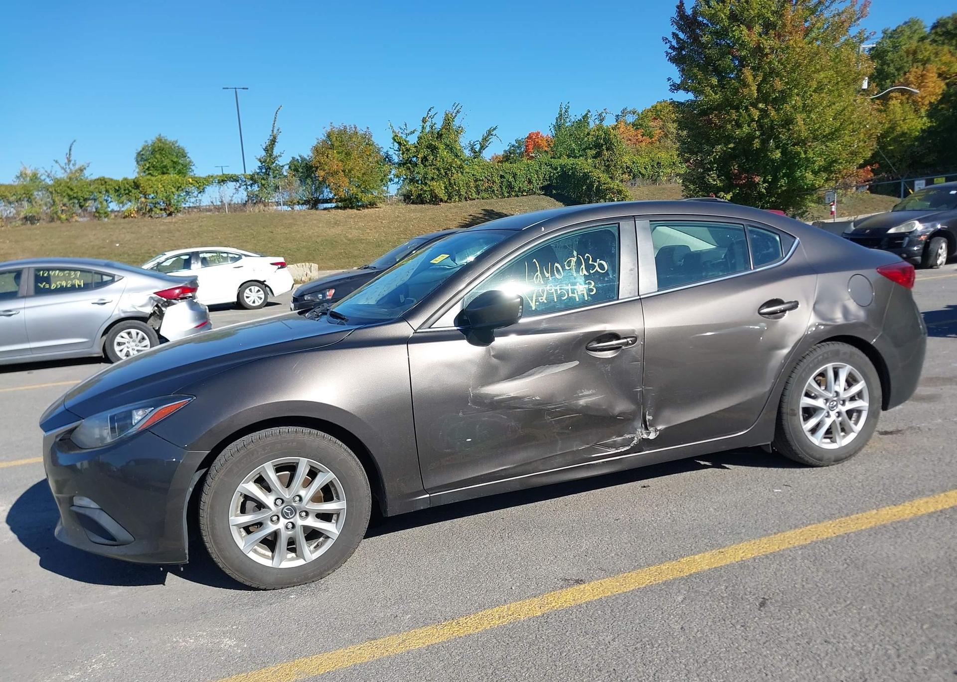 2016 MAZDA 3 TOURING