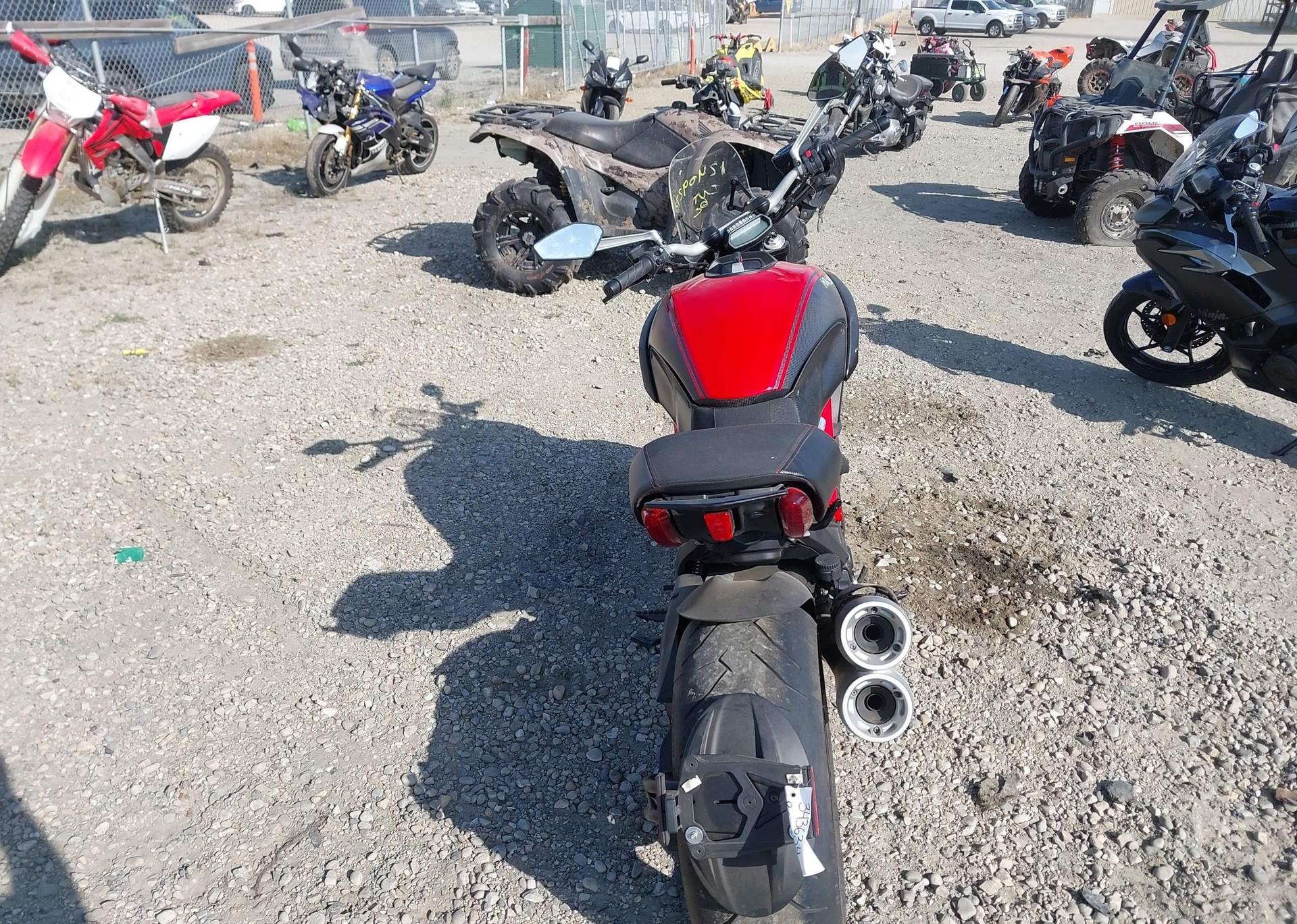 2011 DUCATI DIAVEL