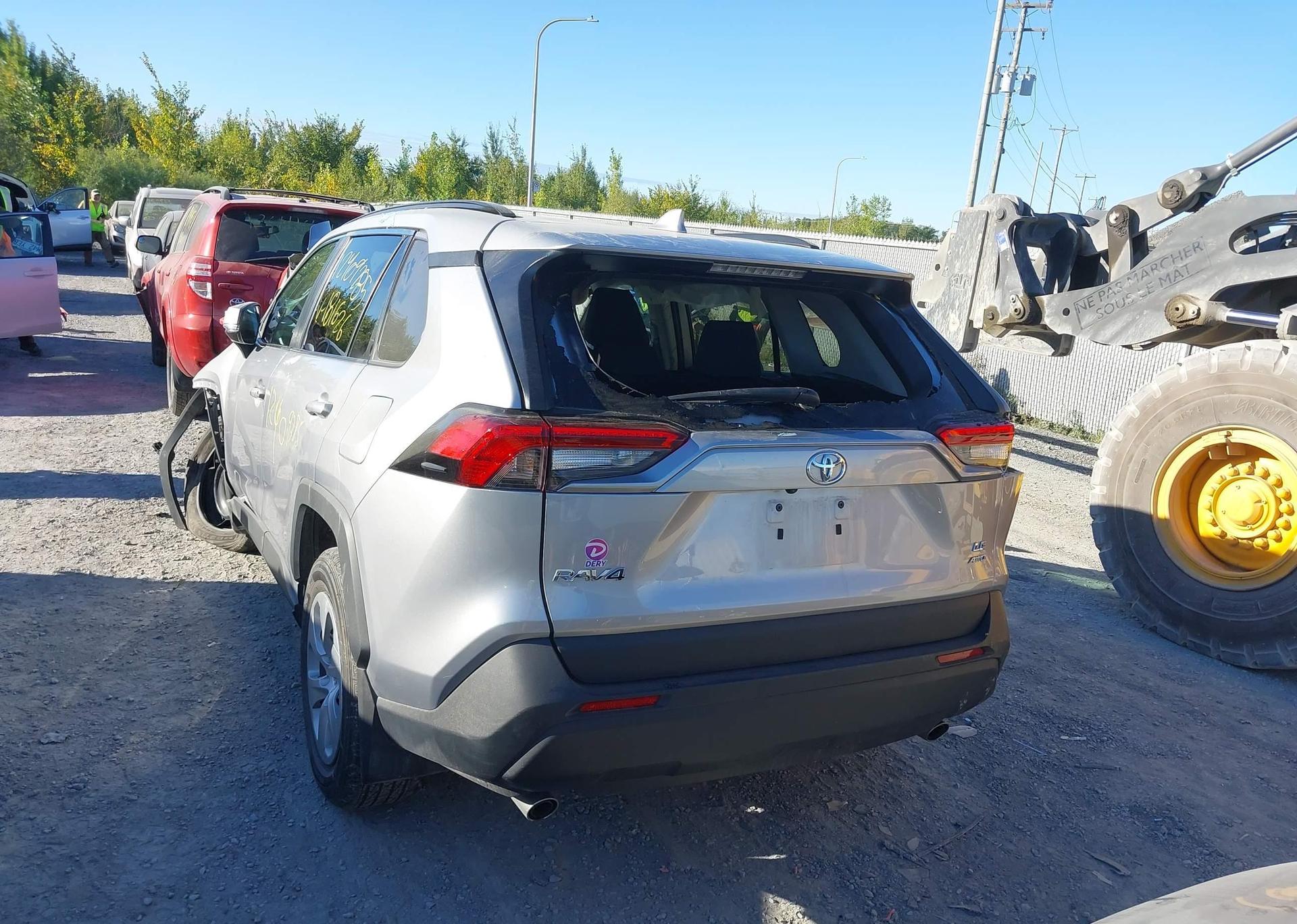 2021 TOYOTA RAV4 LE