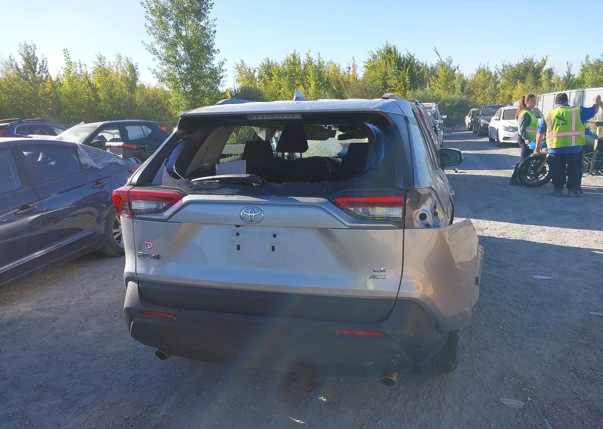 2021 TOYOTA RAV4 LE