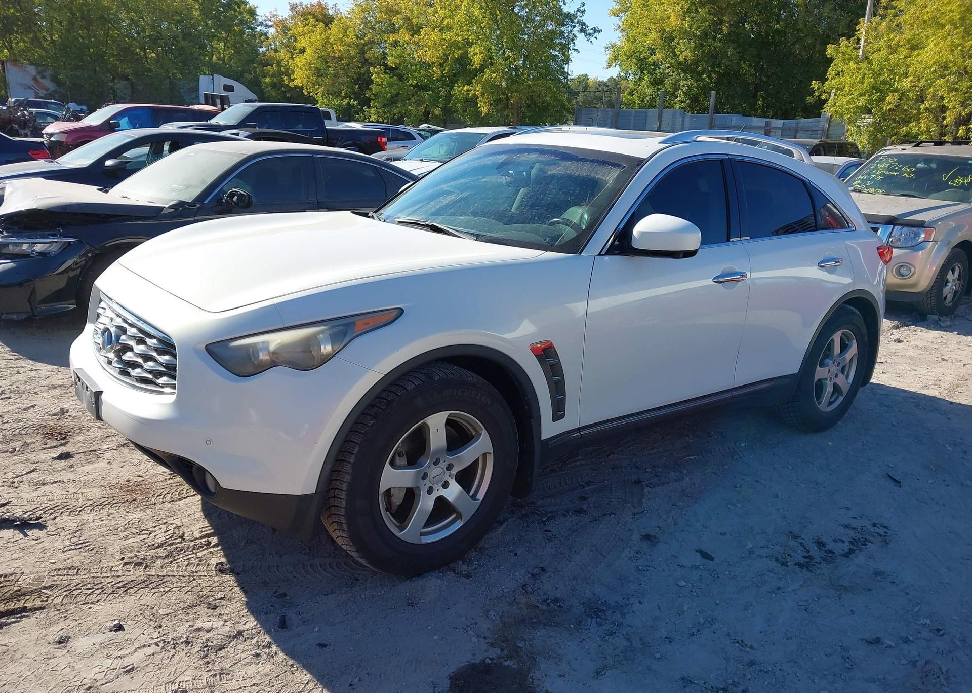 2010 INFINITI FX50