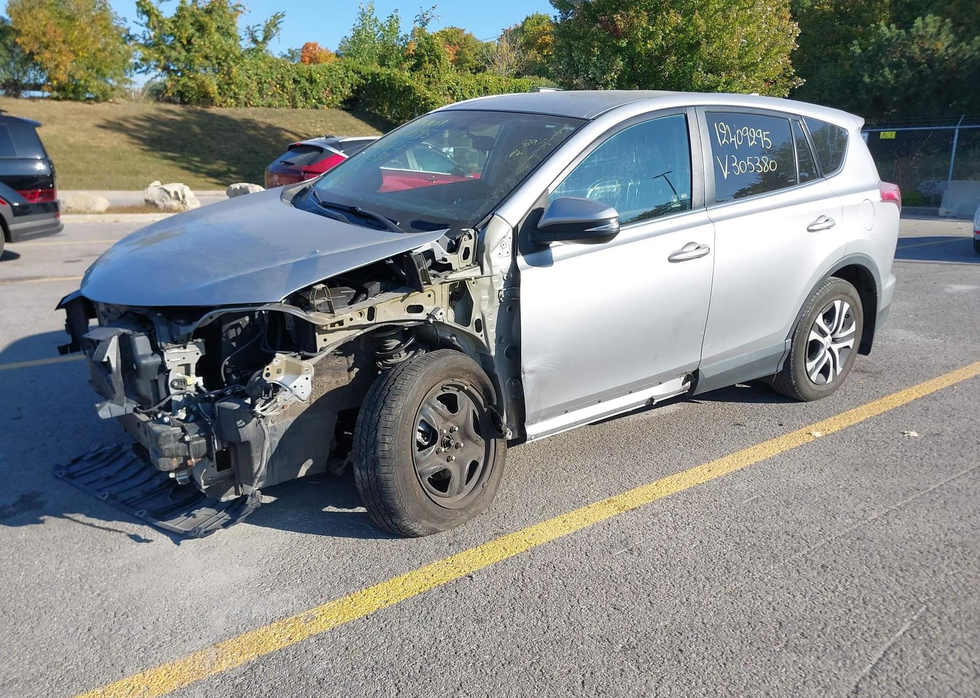 2016 TOYOTA RAV4 LE