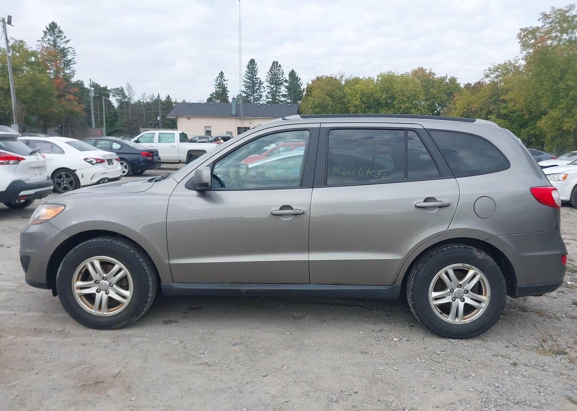 2011 HYUNDAI SANTA FE GLS