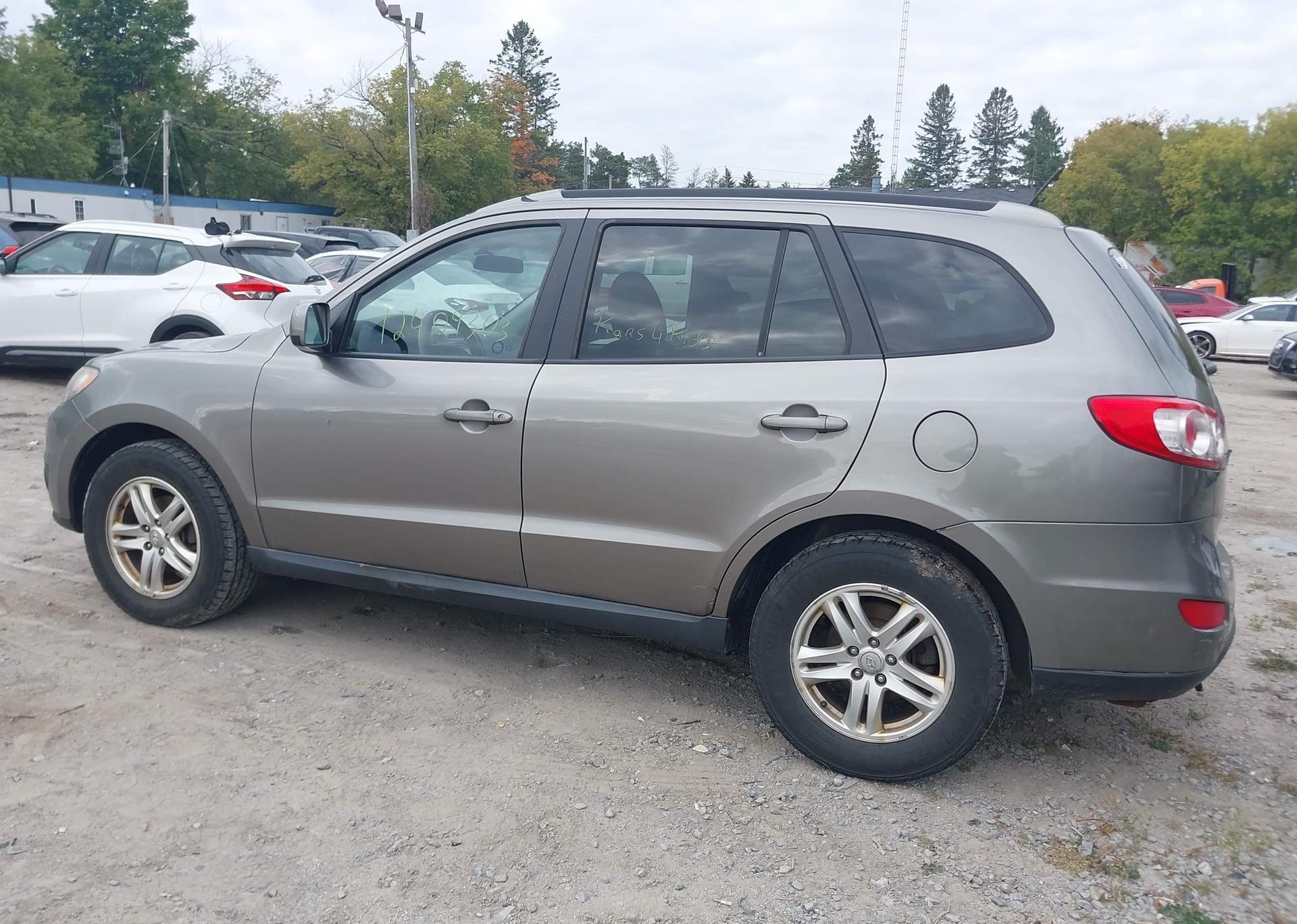 2011 HYUNDAI SANTA FE GLS