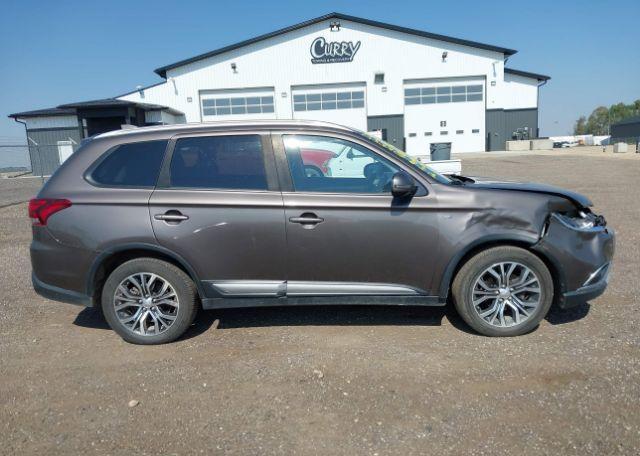 2017 MITSUBISHI OUTLANDER SE