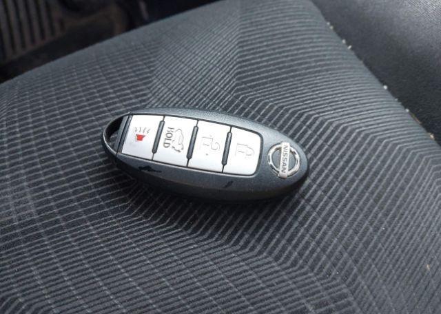 2014 NISSAN ROGUE S