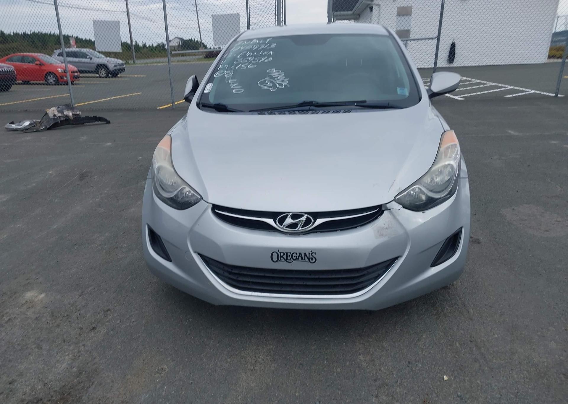 2013 HYUNDAI ELANTRA GL