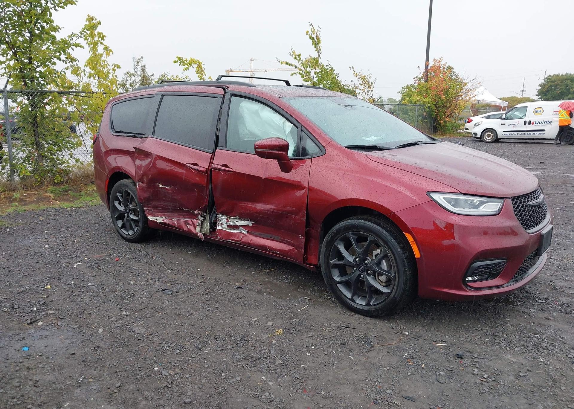 2021 CHRYSLER PACIFICA