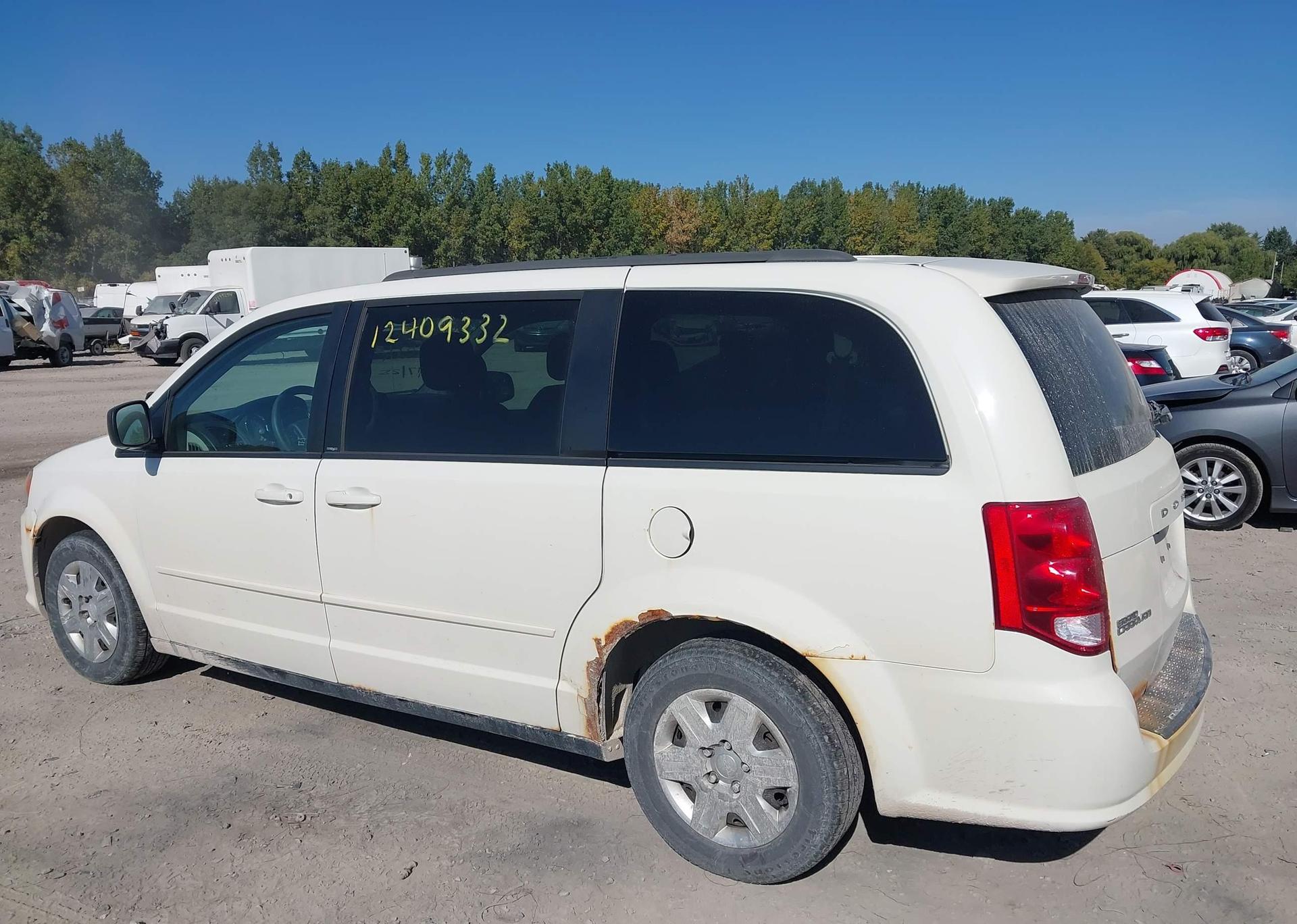 2013 DODGE CARAVAN