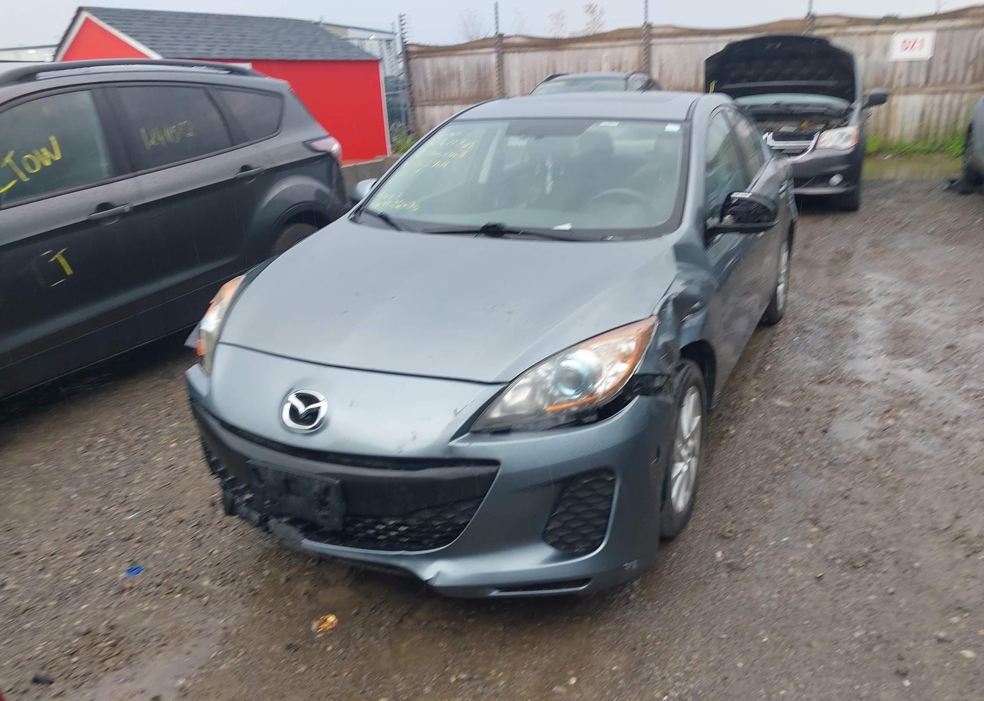 2012 MAZDA MAZDA3 GS-SKY