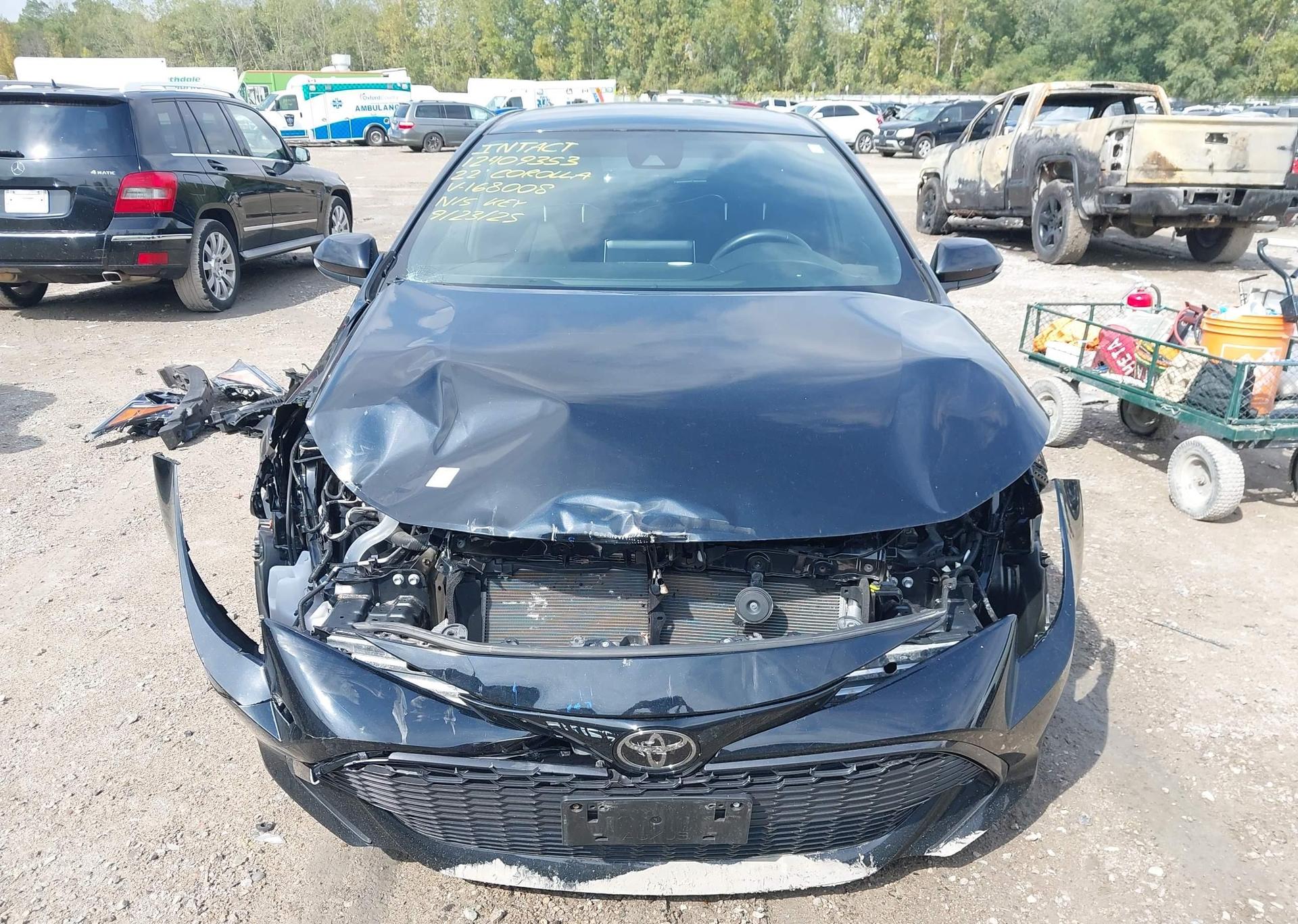 2022 TOYOTA COROLLA