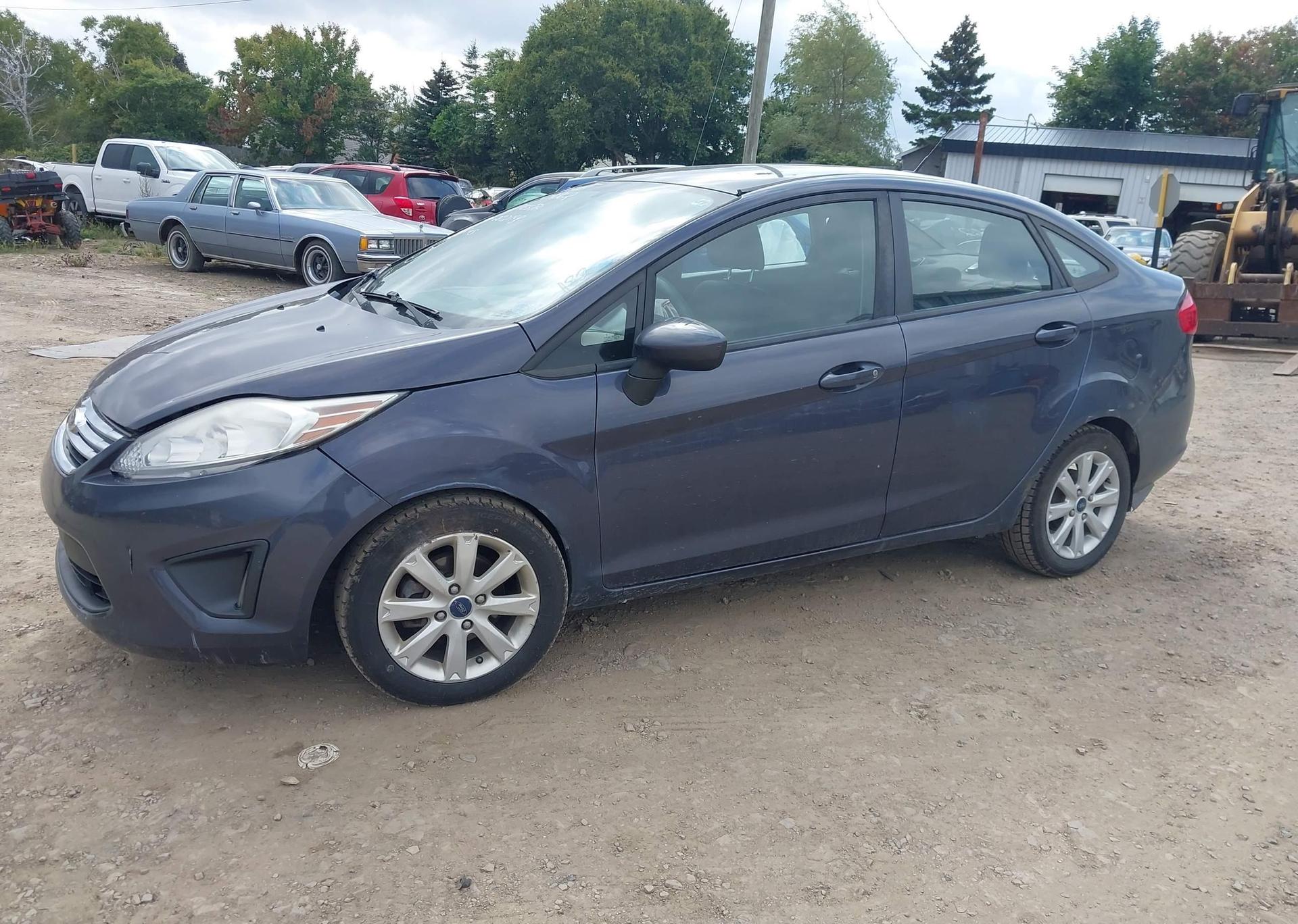 2013 FORD FIESTA SE