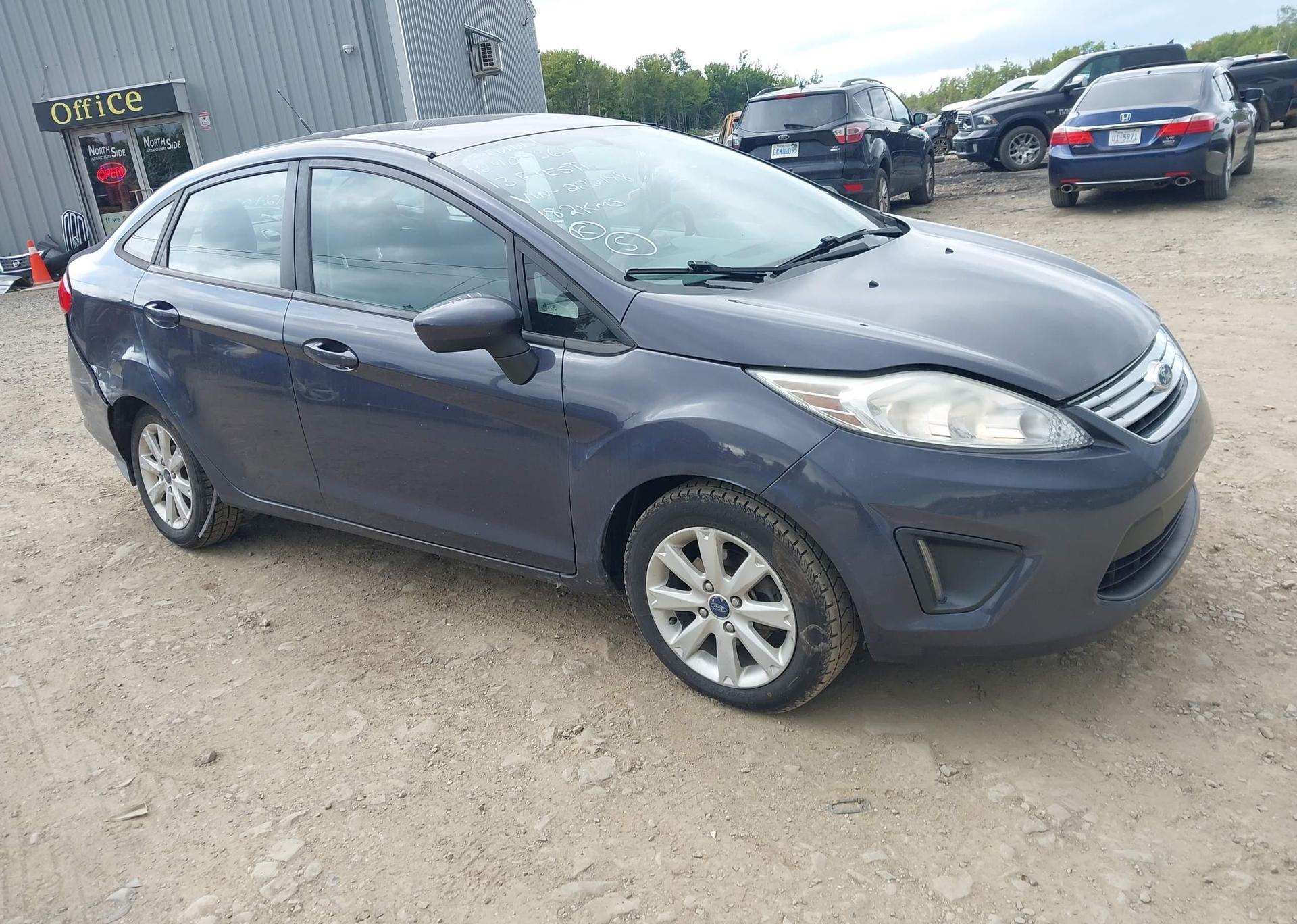 2013 FORD FIESTA SE