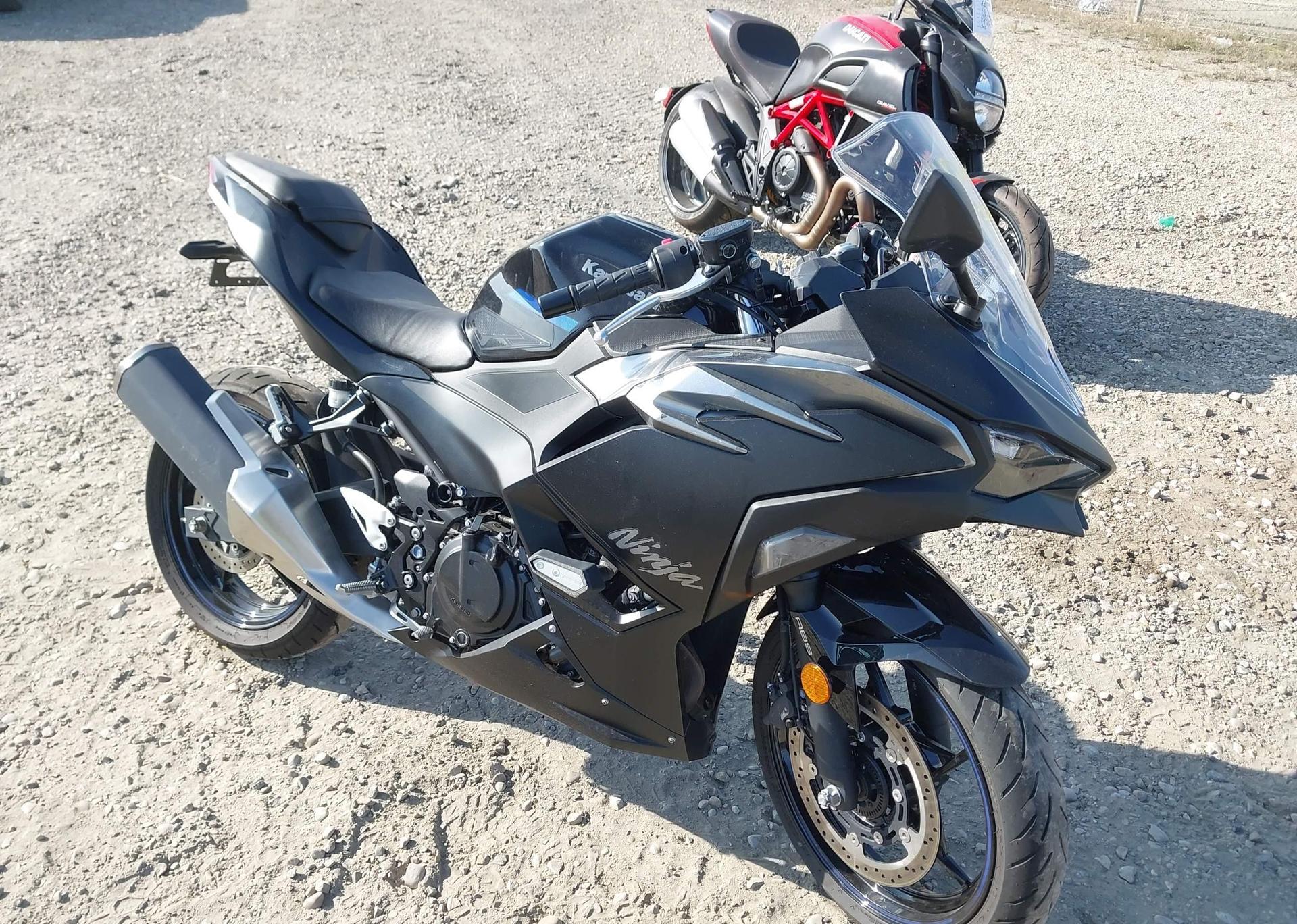 2025 KAWASAKI EX500 A