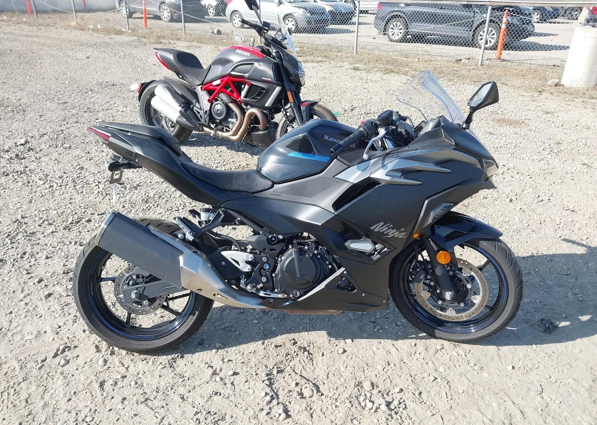 2025 KAWASAKI EX500 A