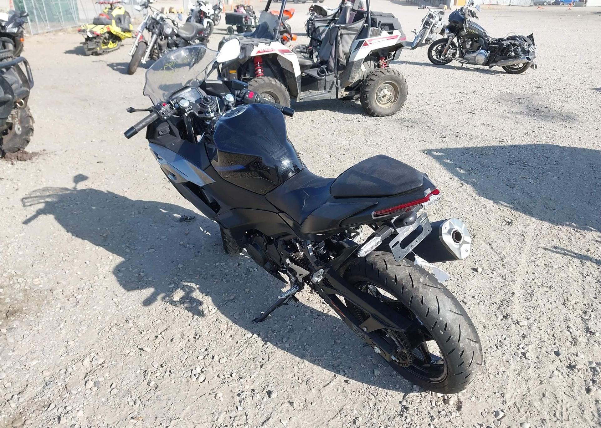 2025 KAWASAKI EX500 A