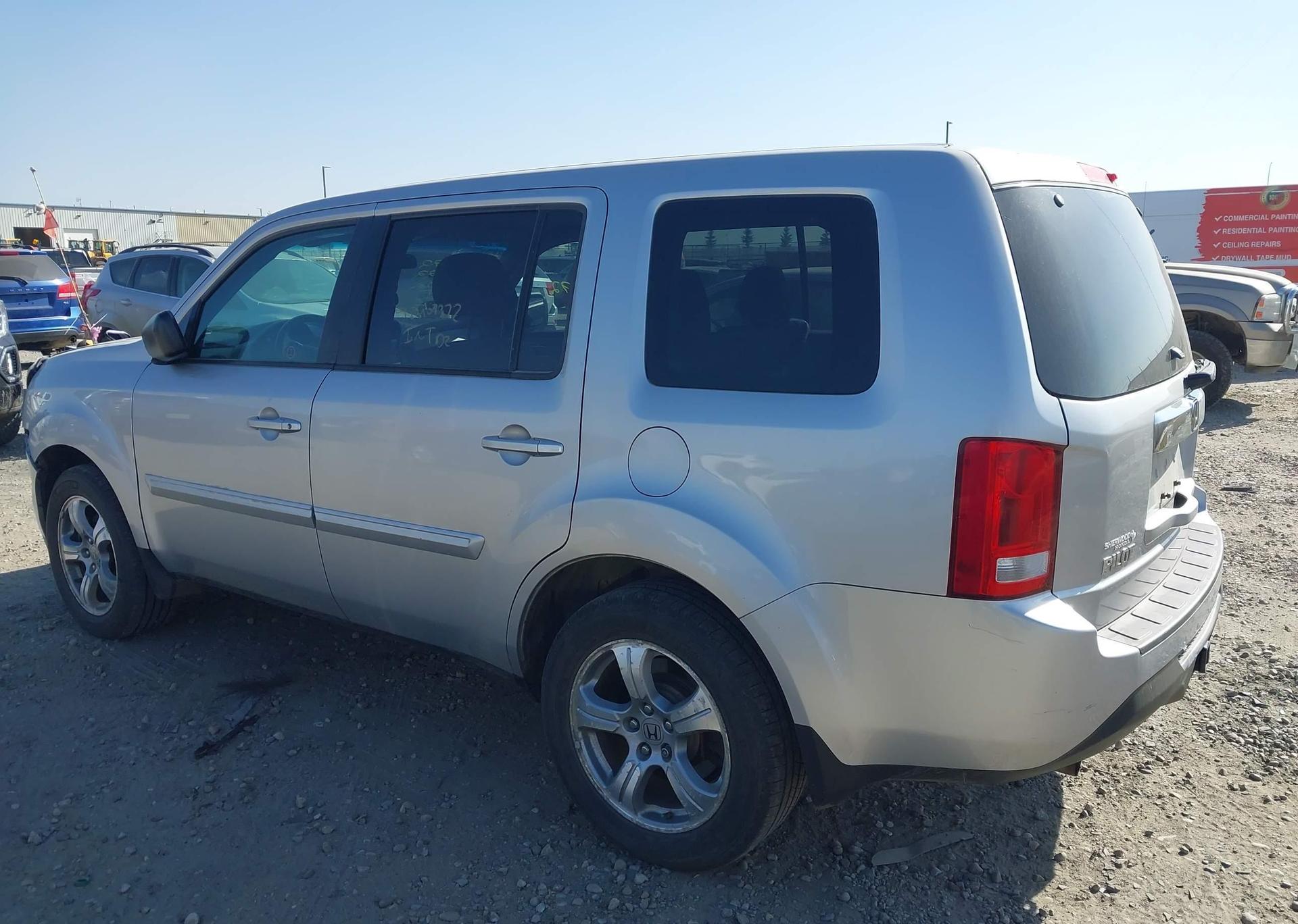 2015 HONDA PILOT LX