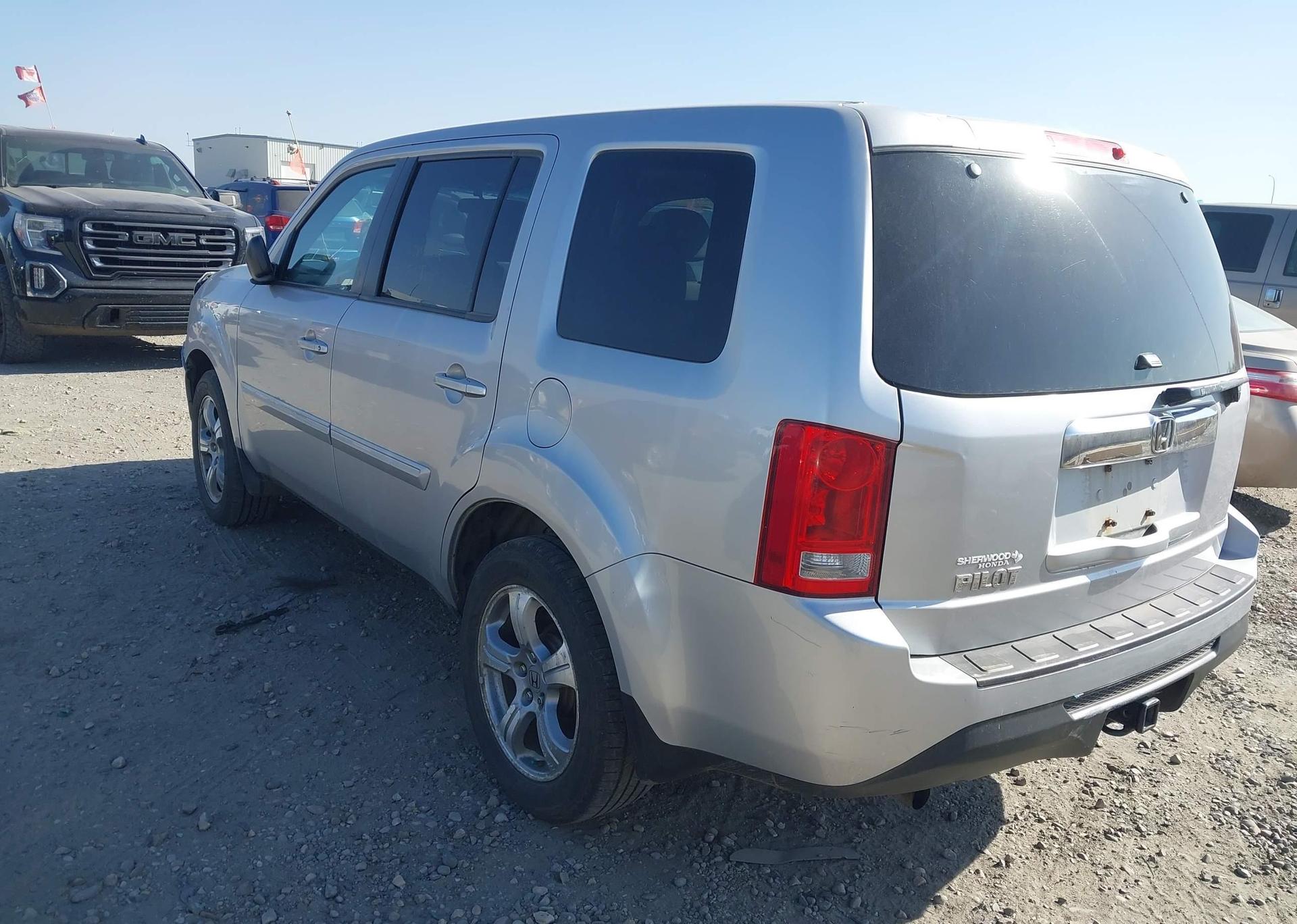 2015 HONDA PILOT LX