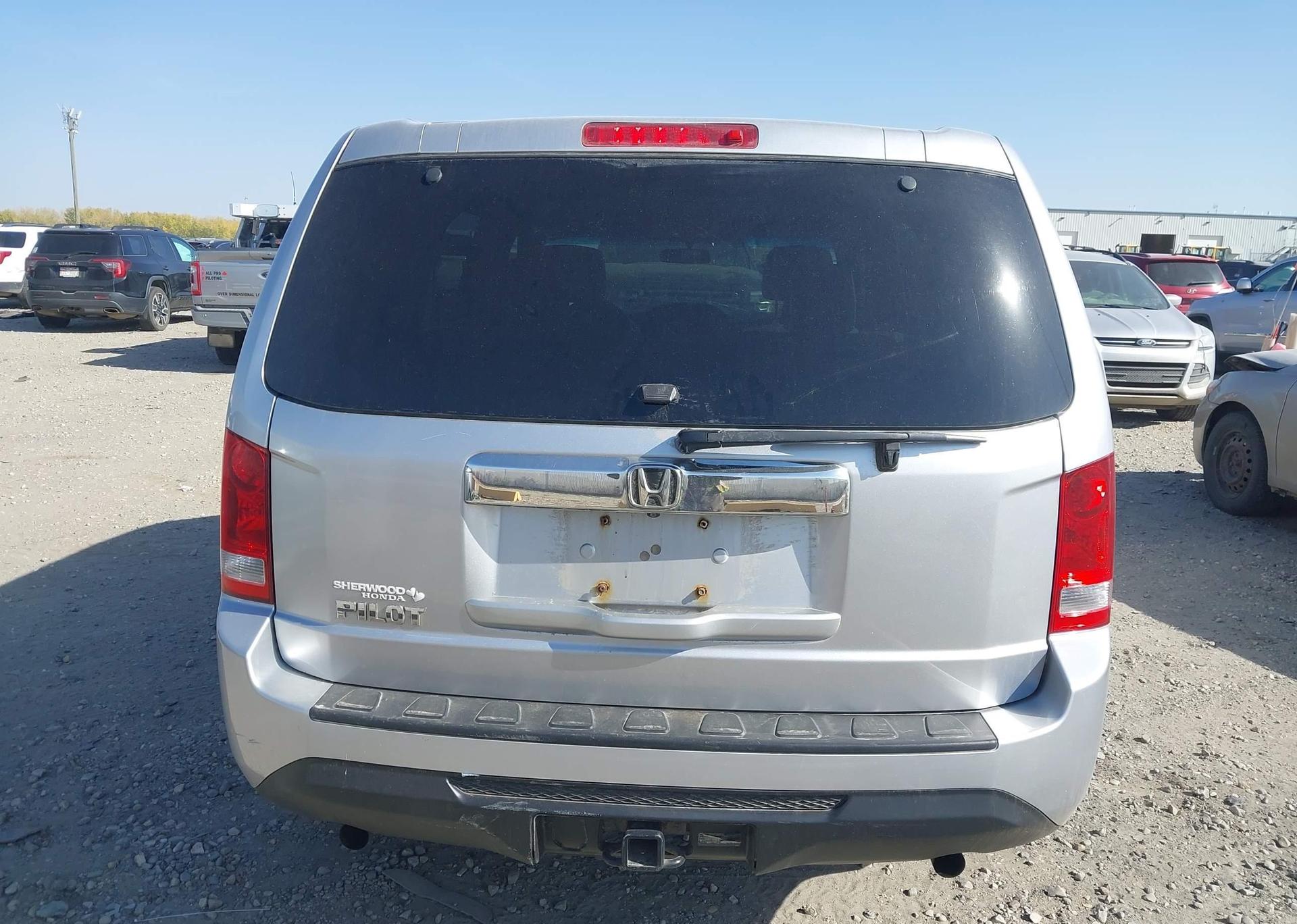 2015 HONDA PILOT LX
