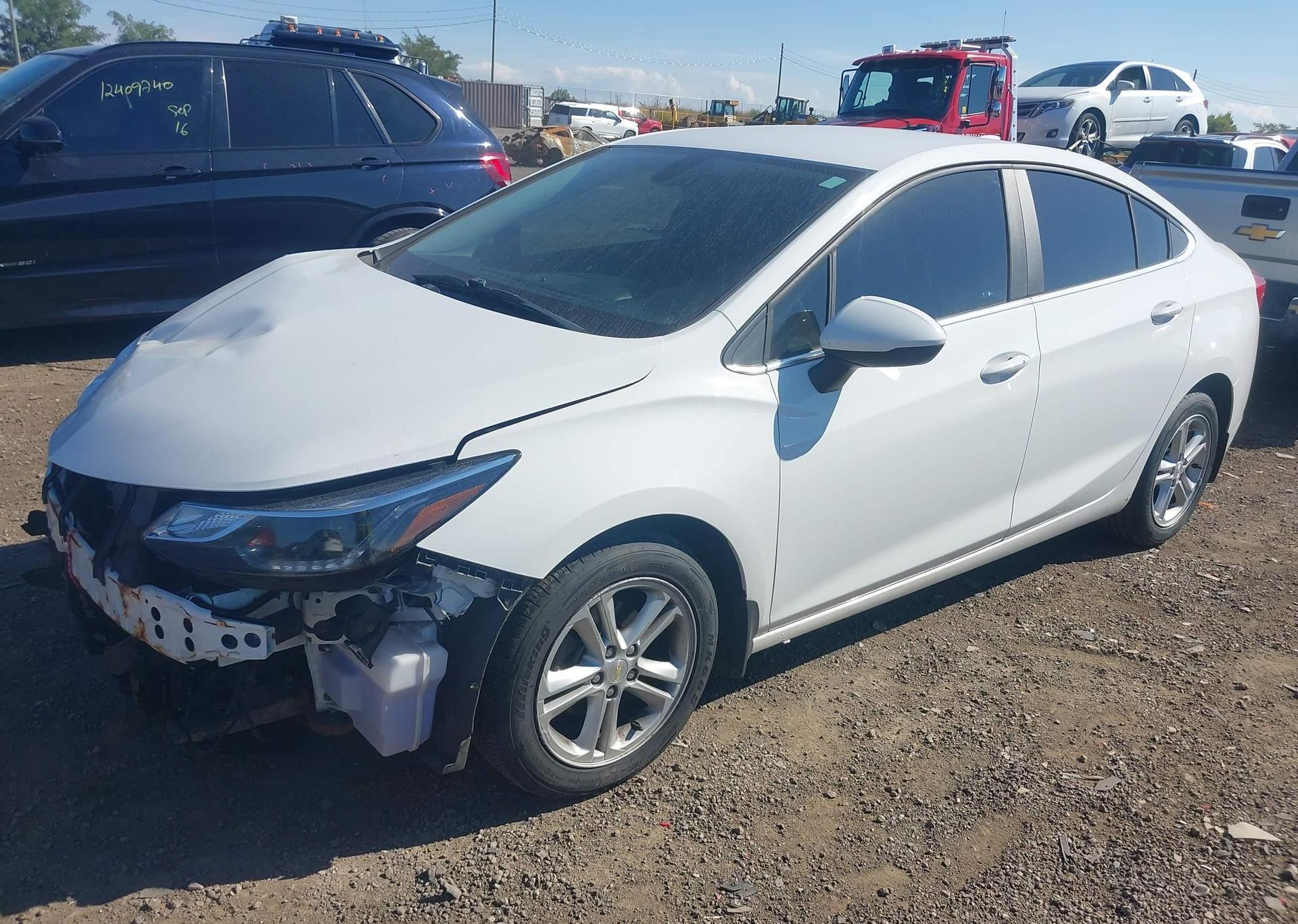 2017 CHEVROLET CRUZE LT