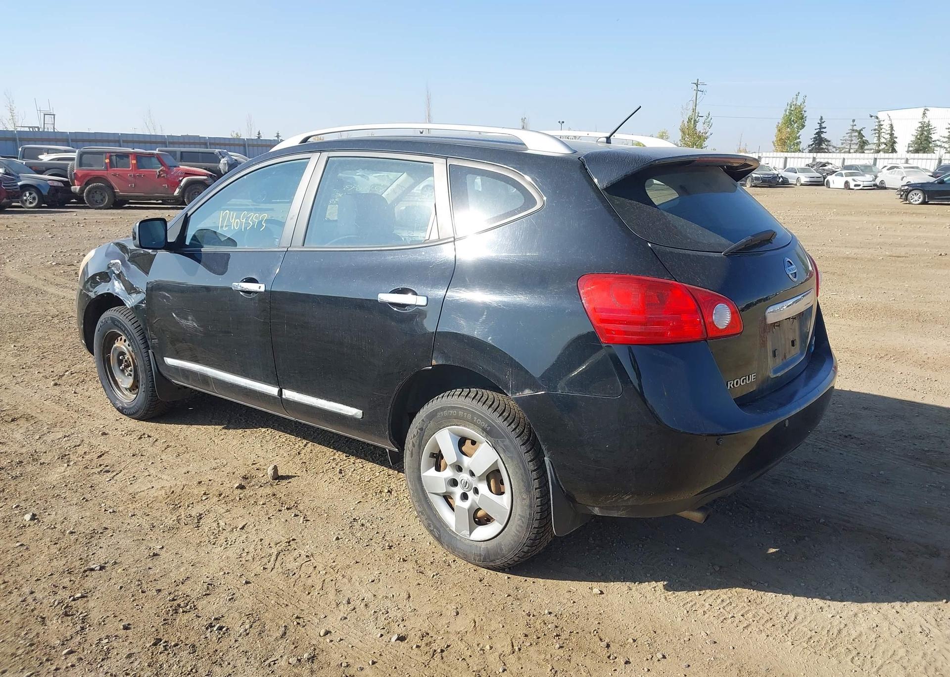 2011 NISSAN ROGUE S