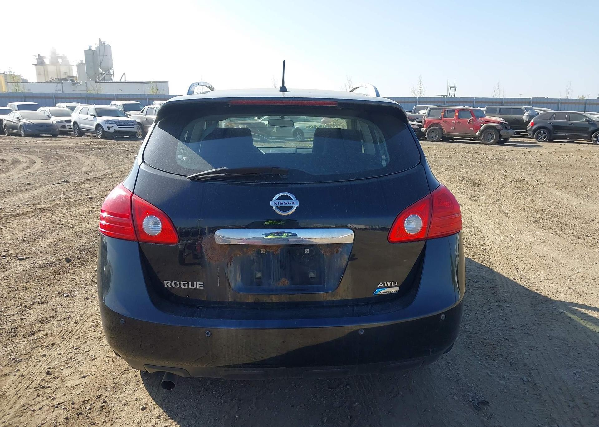 2011 NISSAN ROGUE S