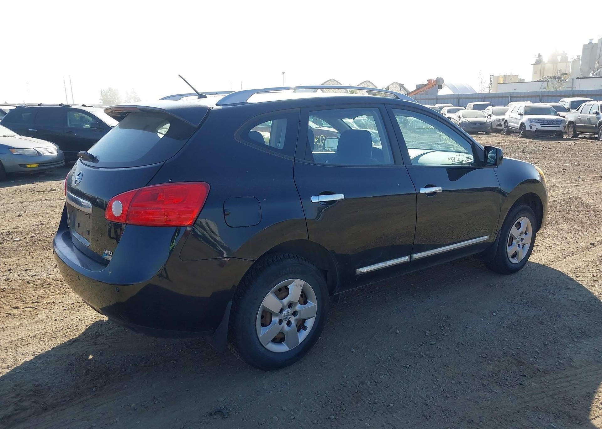 2011 NISSAN ROGUE S