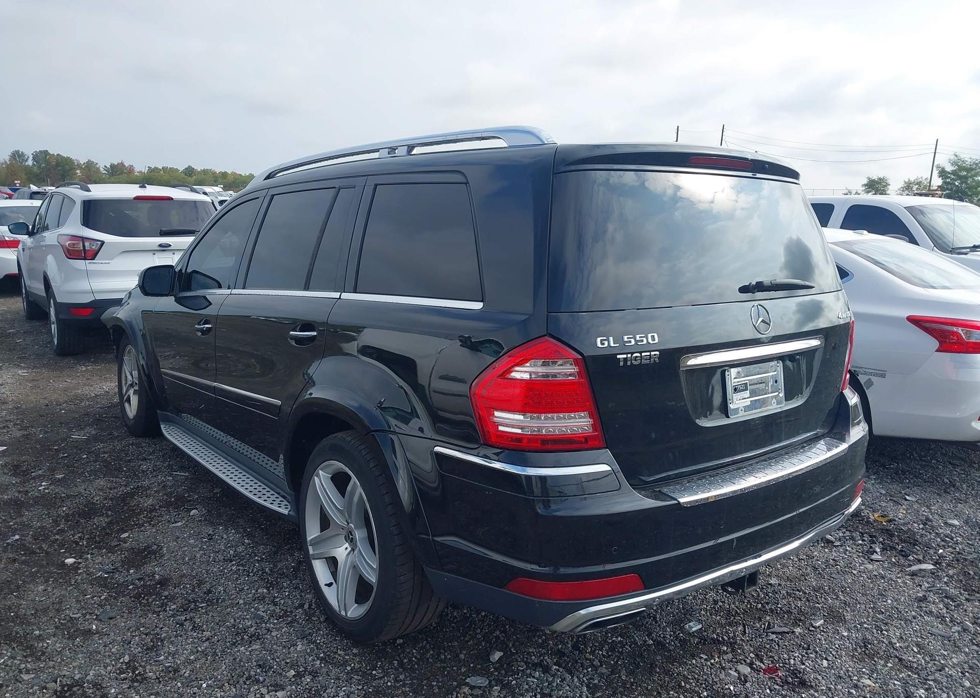 2010 MERCEDES-BENZ GL 550 4MATIC